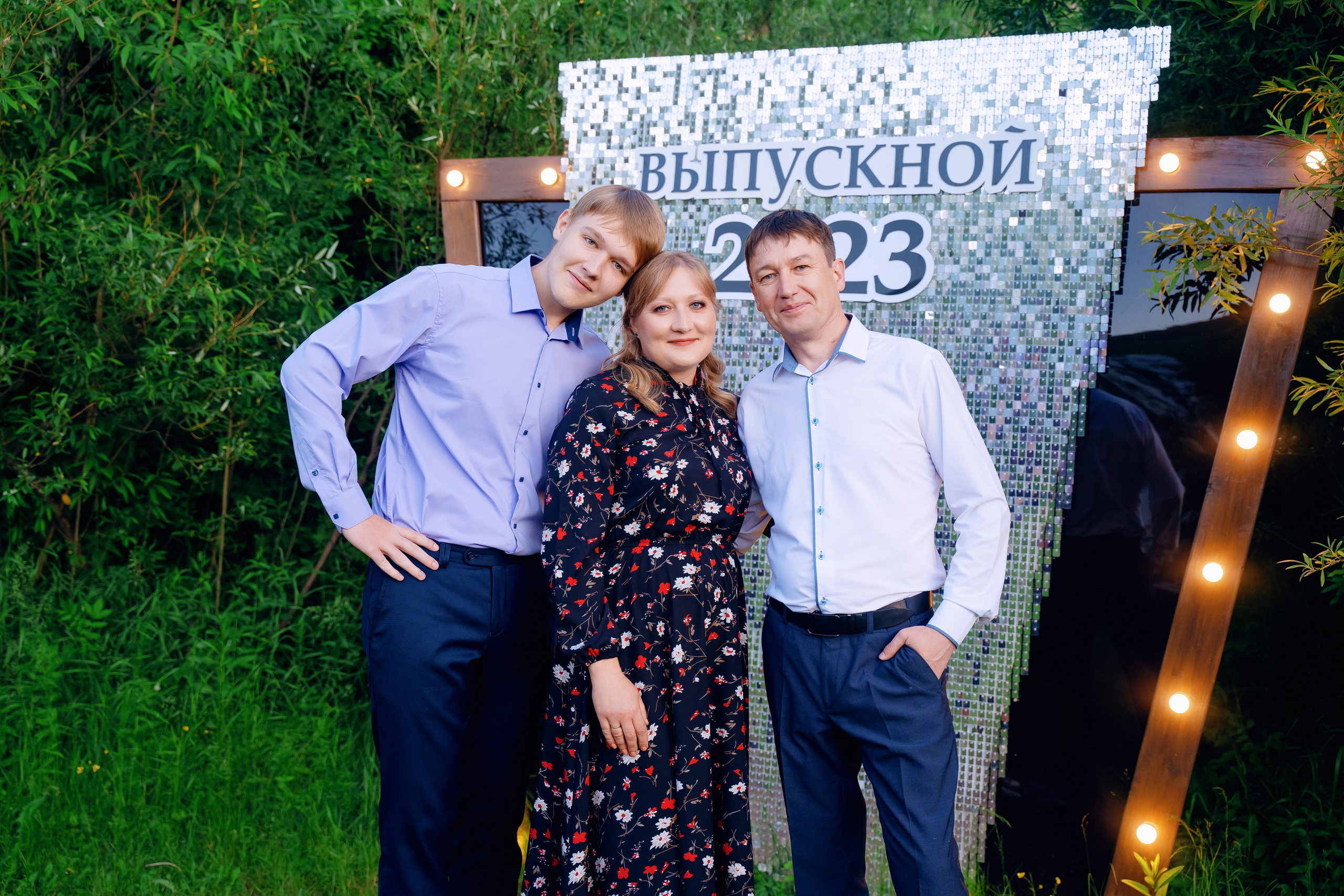 Выпускной 11 класс. Фотограф Ким Наталья в Красноярске