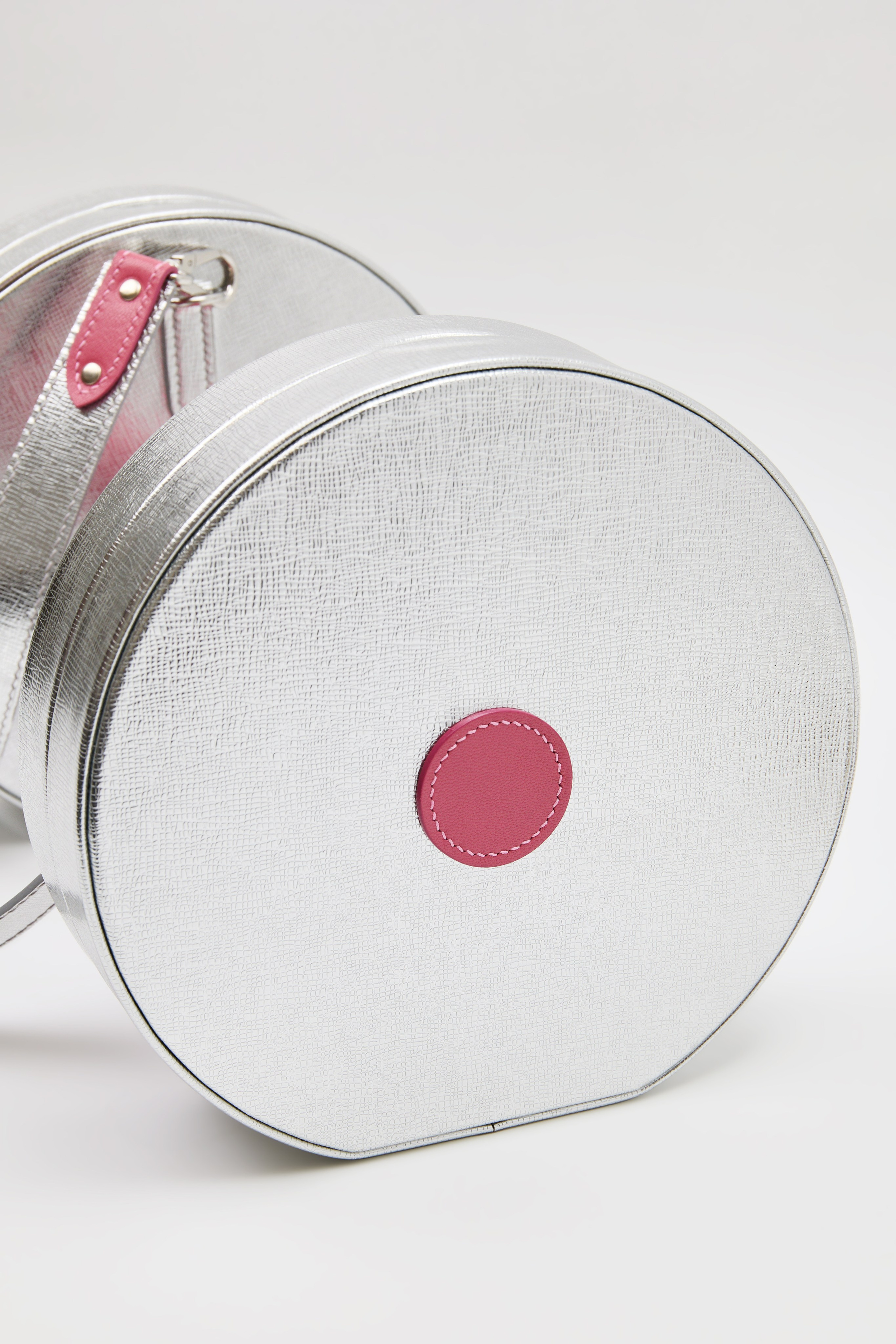 Сумка DUMBBELL BAG Silver. Частный мастер — дизайнер по созданию аксессуаров из кожи Олег Шарыгин