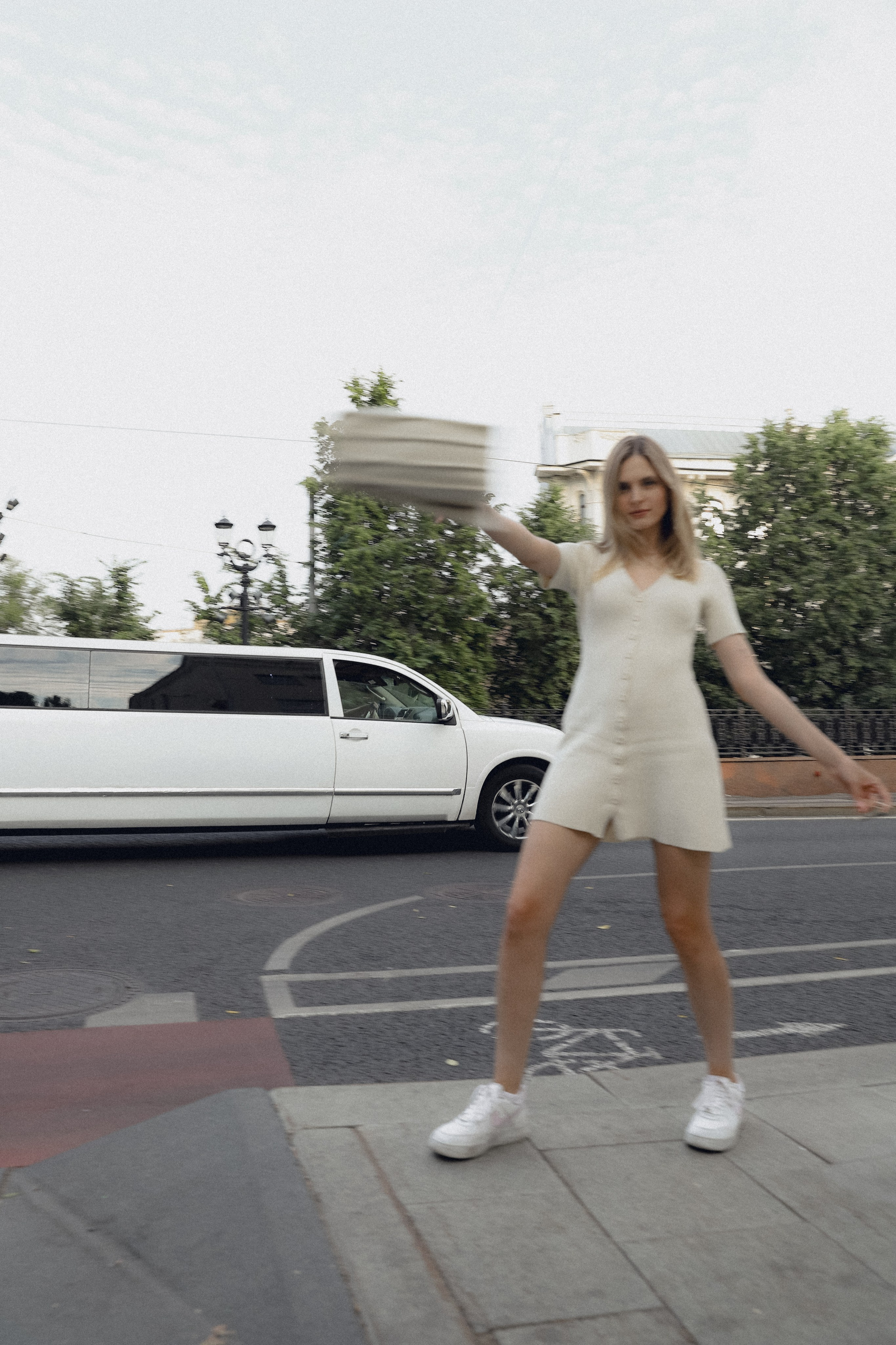 Женская стрит съемка в Москве. Елизавета Приходько женский фотограф Москва