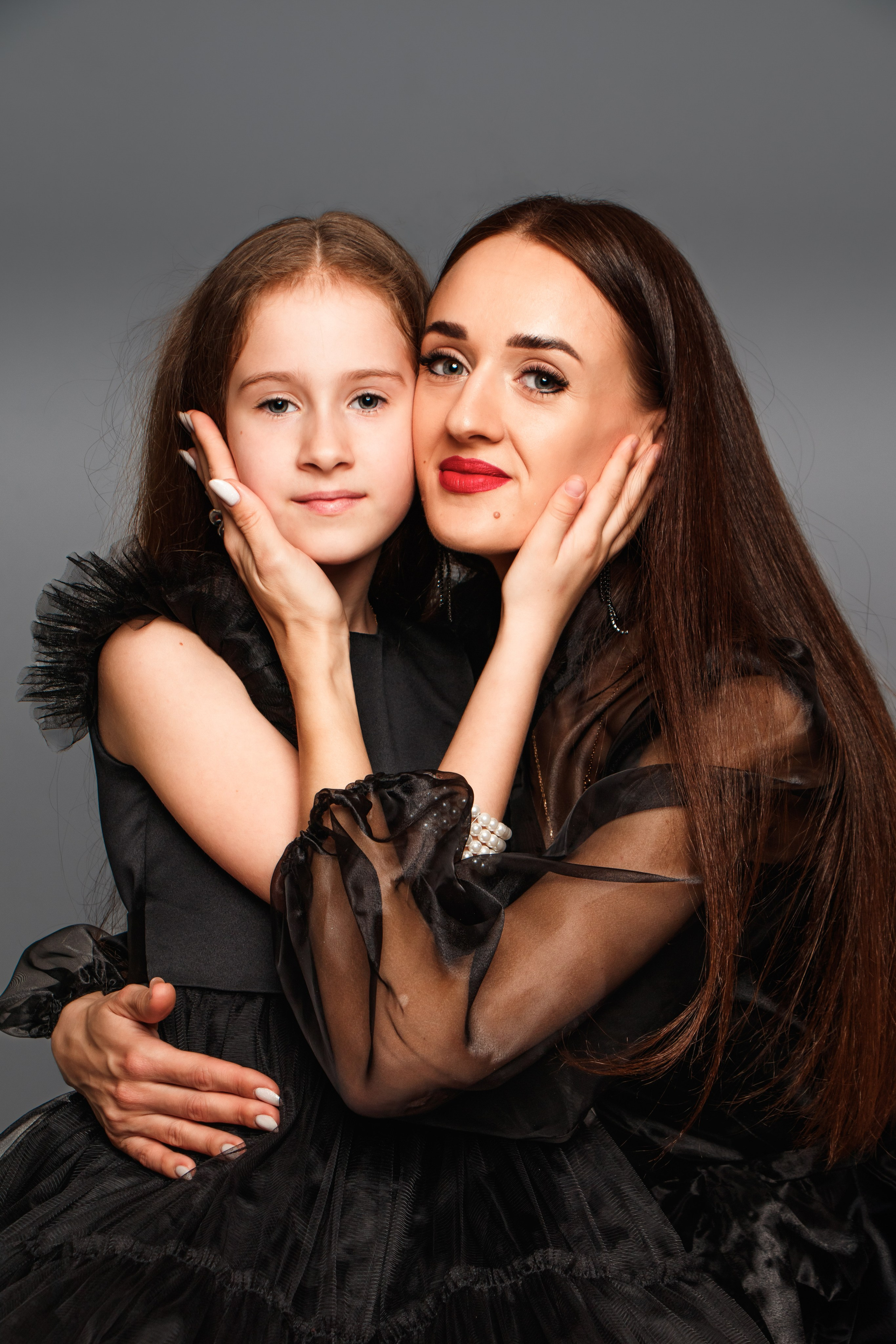 Лиза Кутанина — профессиональный семейный и портретный фотограф в Жуковском |Съемка в студии | Фотосессии в Жуковском и Раменском