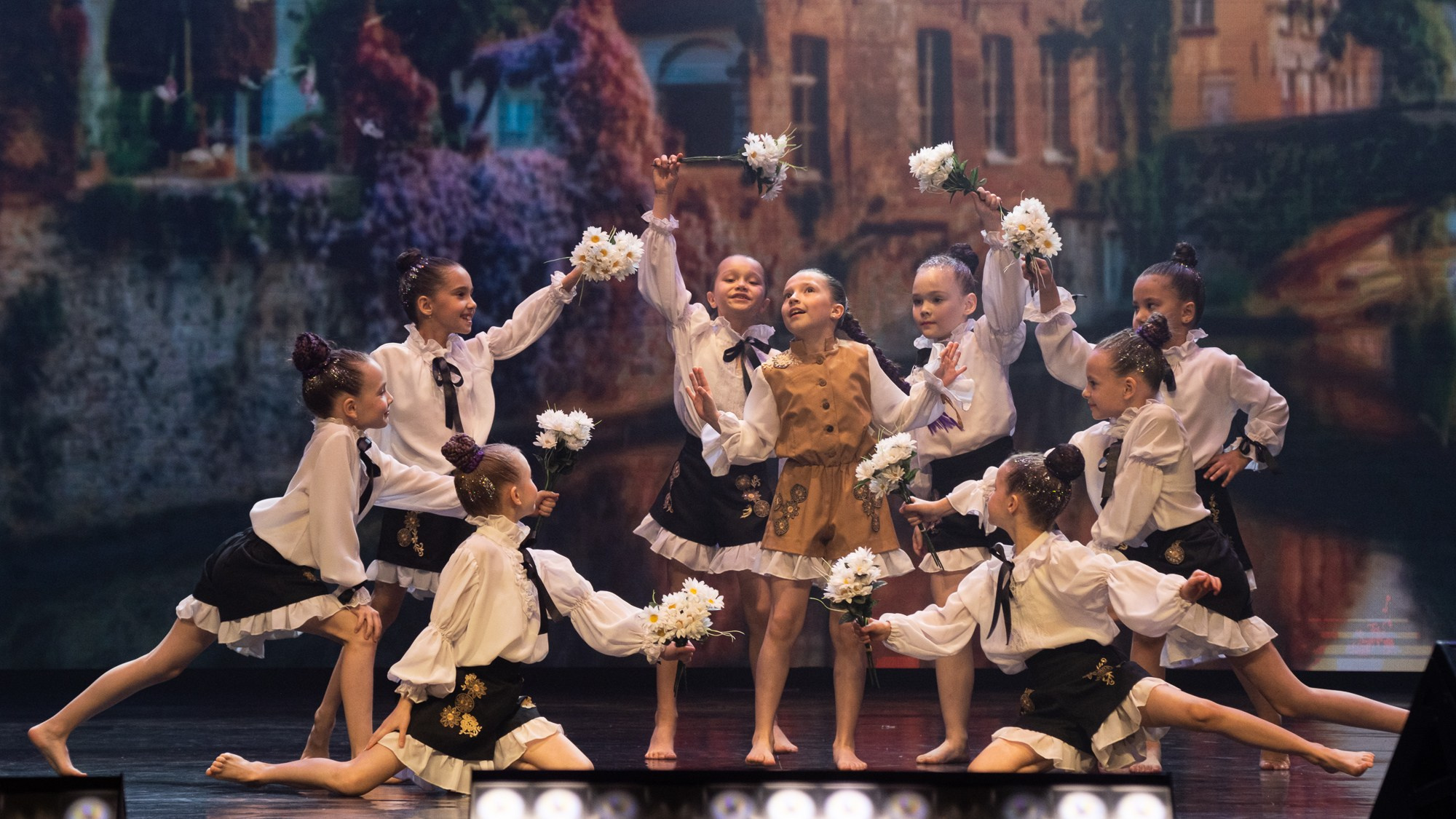 Отчетный концерт студии танца ARTIDANCE. Репортажный фотограф в Казани Павел Серпокрылов