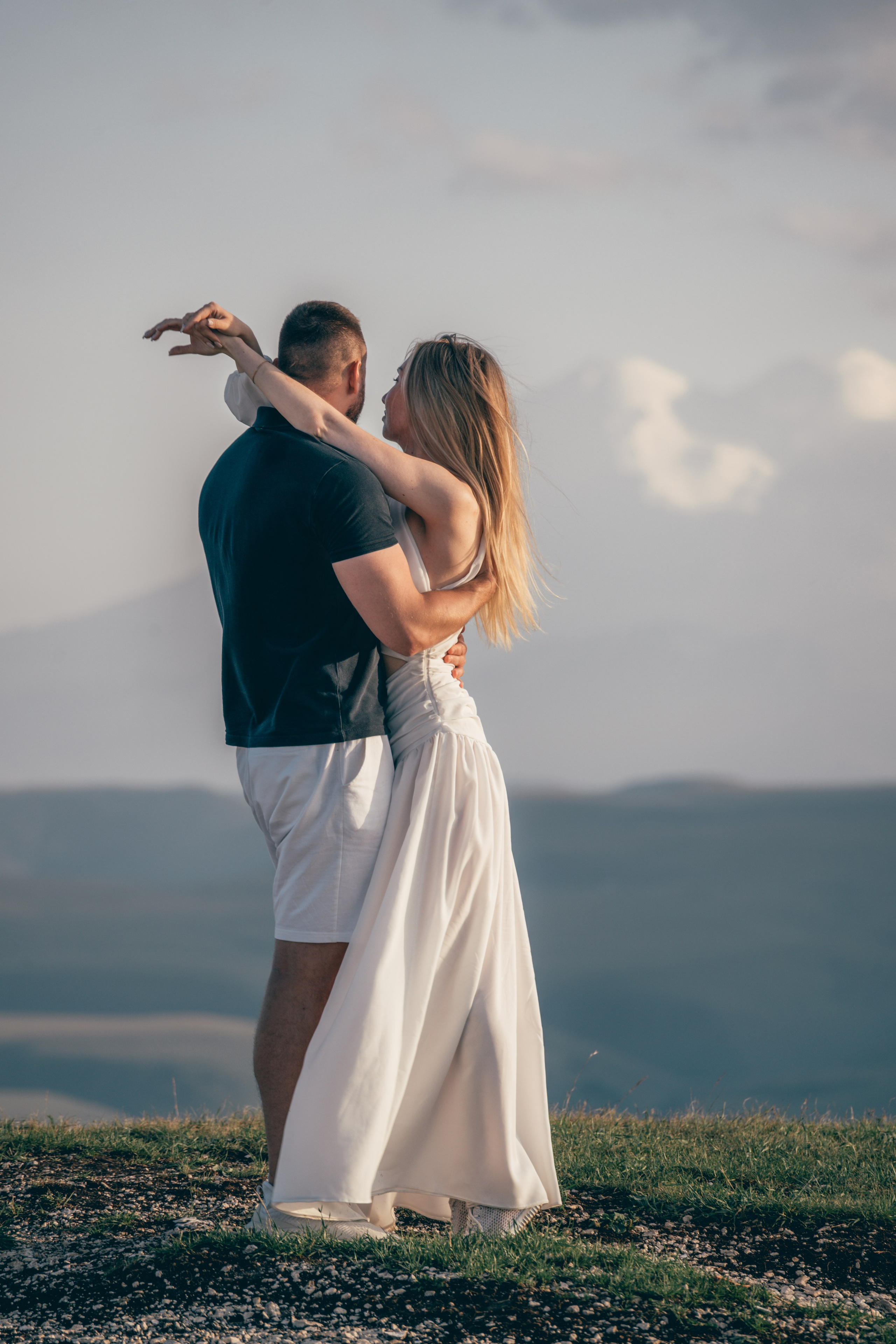 Фотограф в горах Кавказа Фото-тур КМВ Пятигорск, Железноводск, Ессентуки, Кисловодск Архыз Домбай Горы Фотосессия. Фотограф КМВ|ГОРЫ Пятигорск Железноводск Ессентуки Кисловодск Домбай Архыз Эльбрус