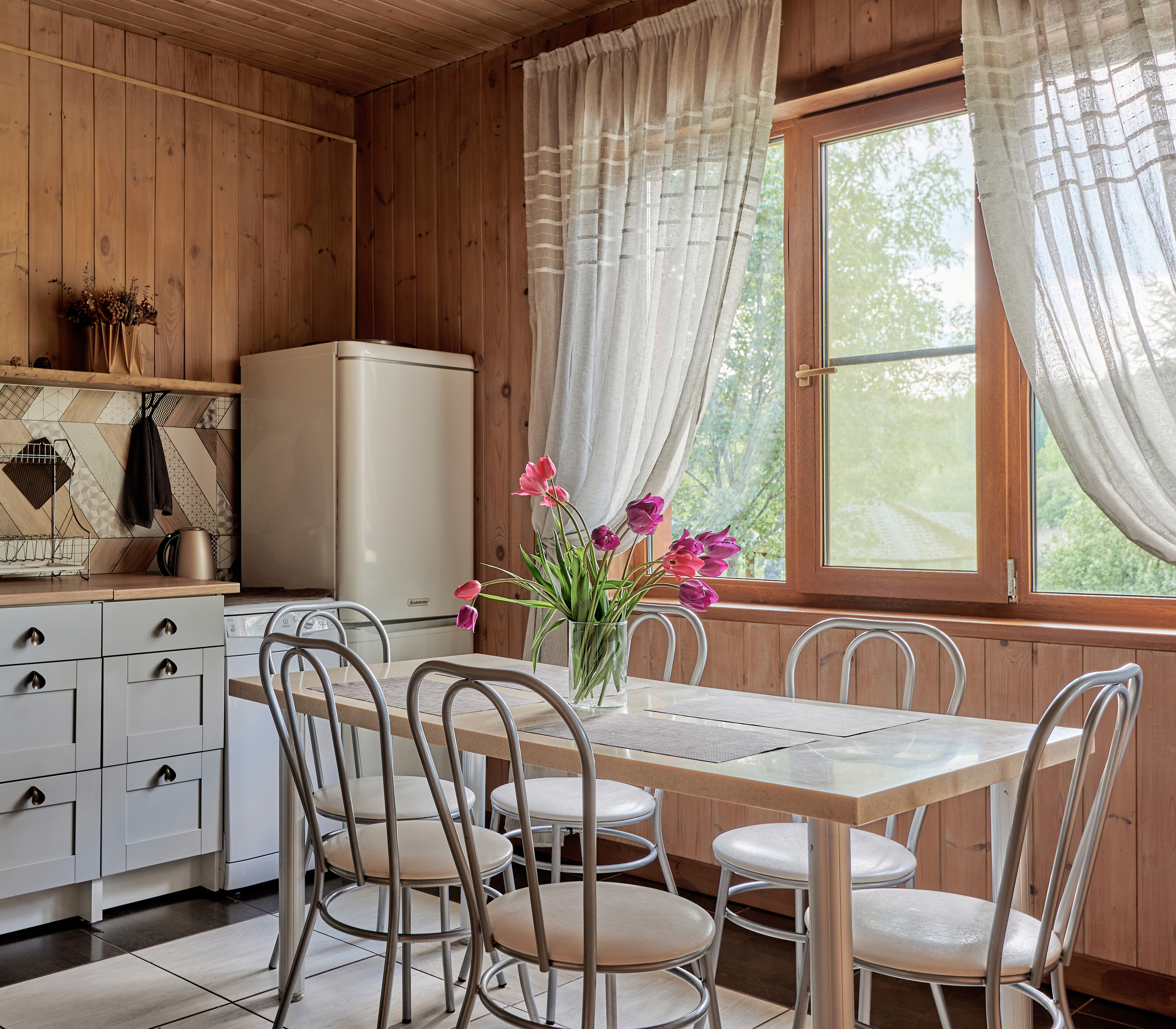 ЭКО КЛУБ ОСТРОВ. Интерьерный и архитектурный фотограф в Сочи МАКСИМ КСЕНЗОВ