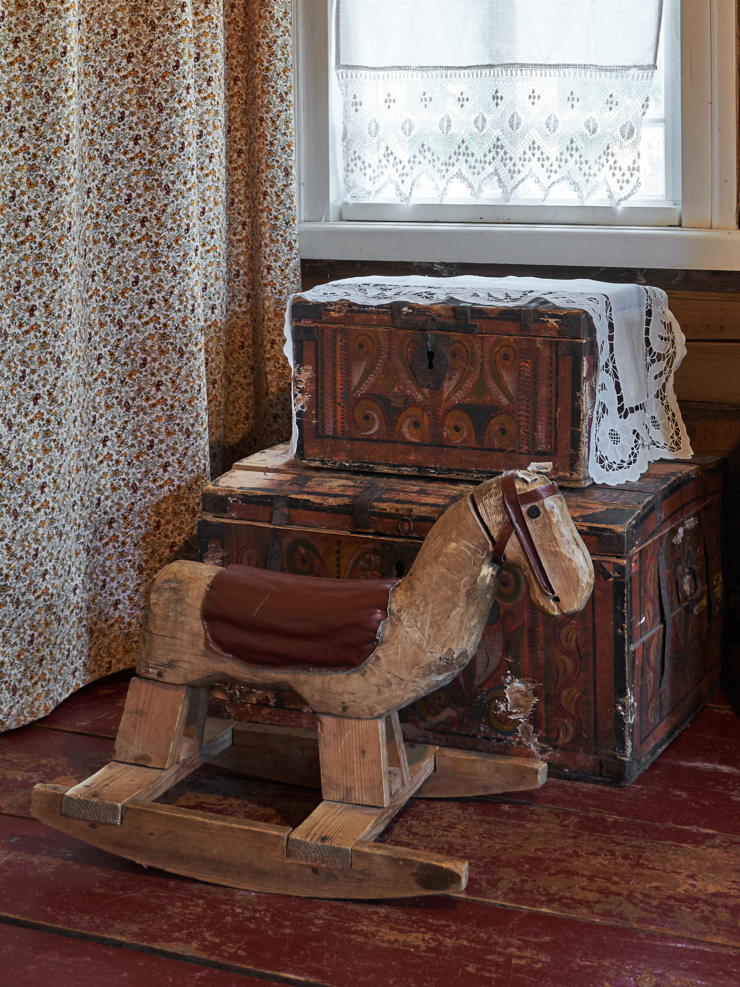 ДЕРЕВНЯ МАНДРОГИ. Интерьерный и архитектурный фотограф в Сочи МАКСИМ КСЕНЗОВ