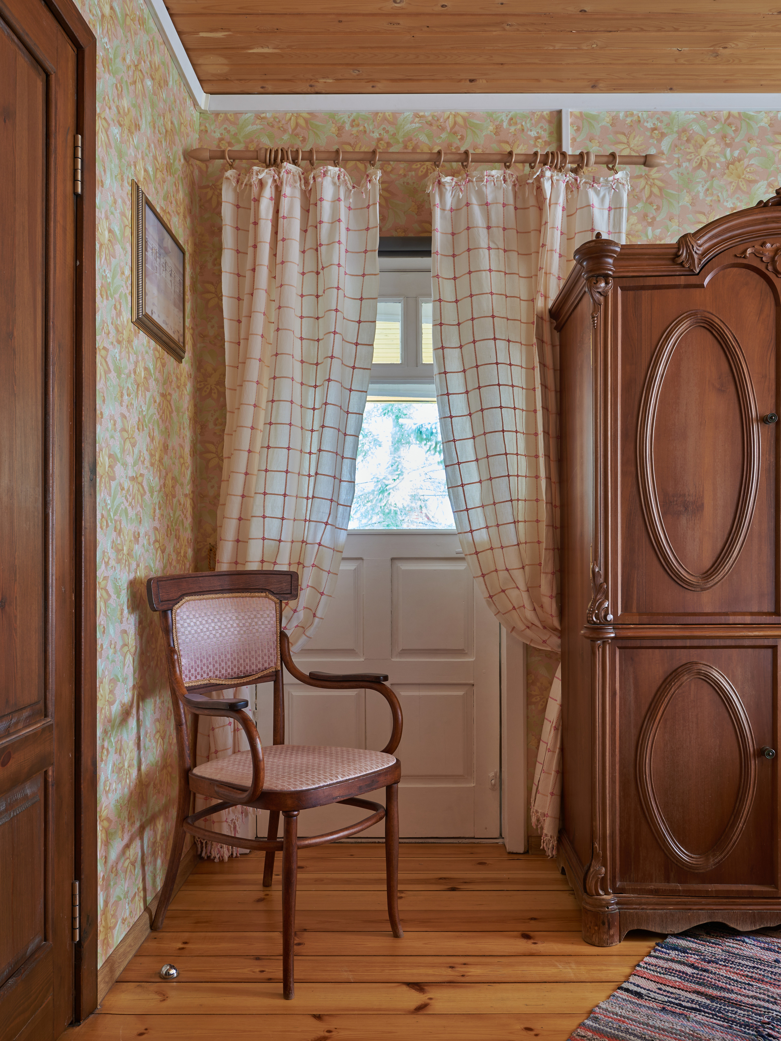 ДЕРЕВНЯ МАНДРОГИ. Интерьерный и архитектурный фотограф в Сочи МАКСИМ КСЕНЗОВ