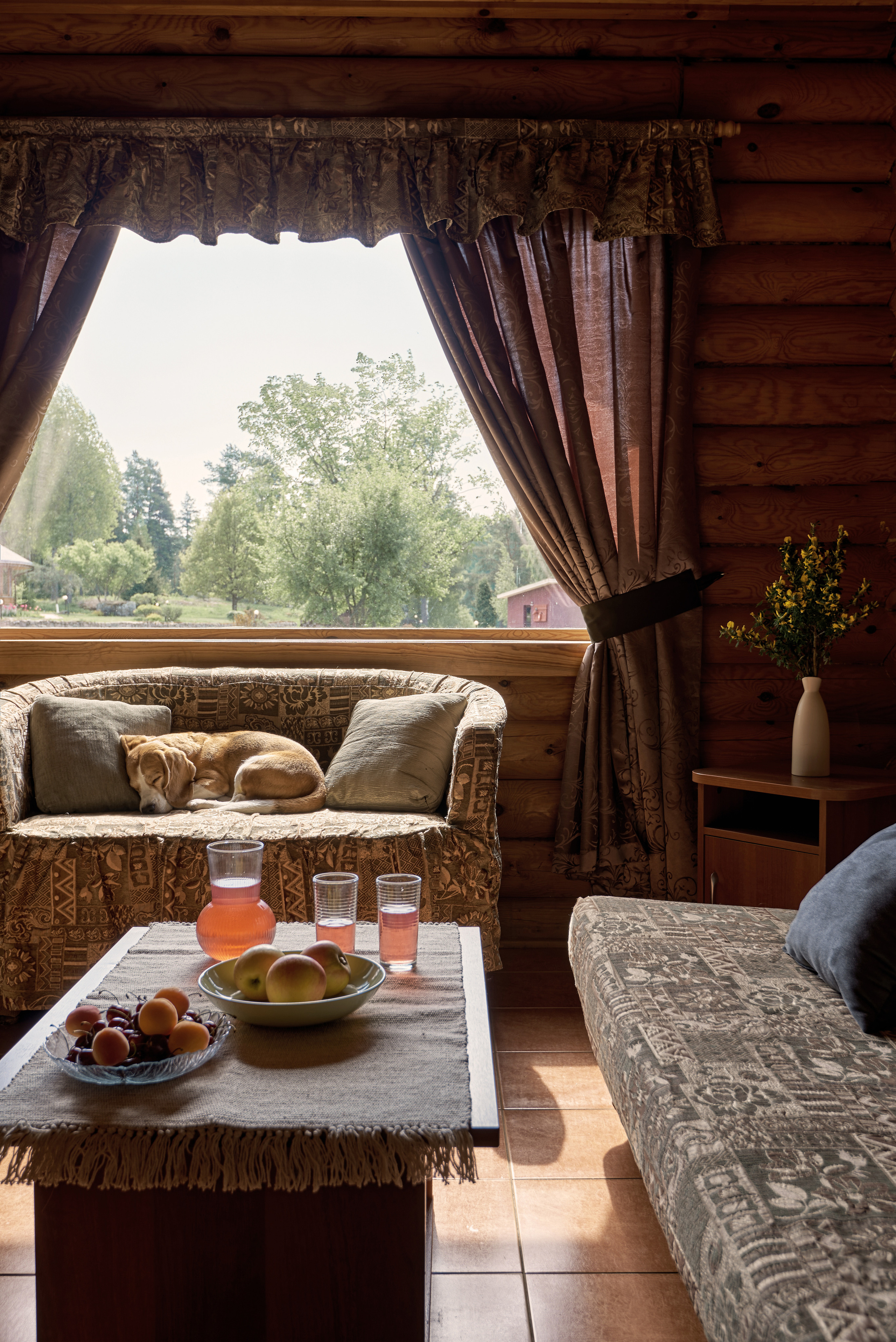 ЭКО КЛУБ ОСТРОВ. Интерьерный и архитектурный фотограф в Сочи МАКСИМ КСЕНЗОВ