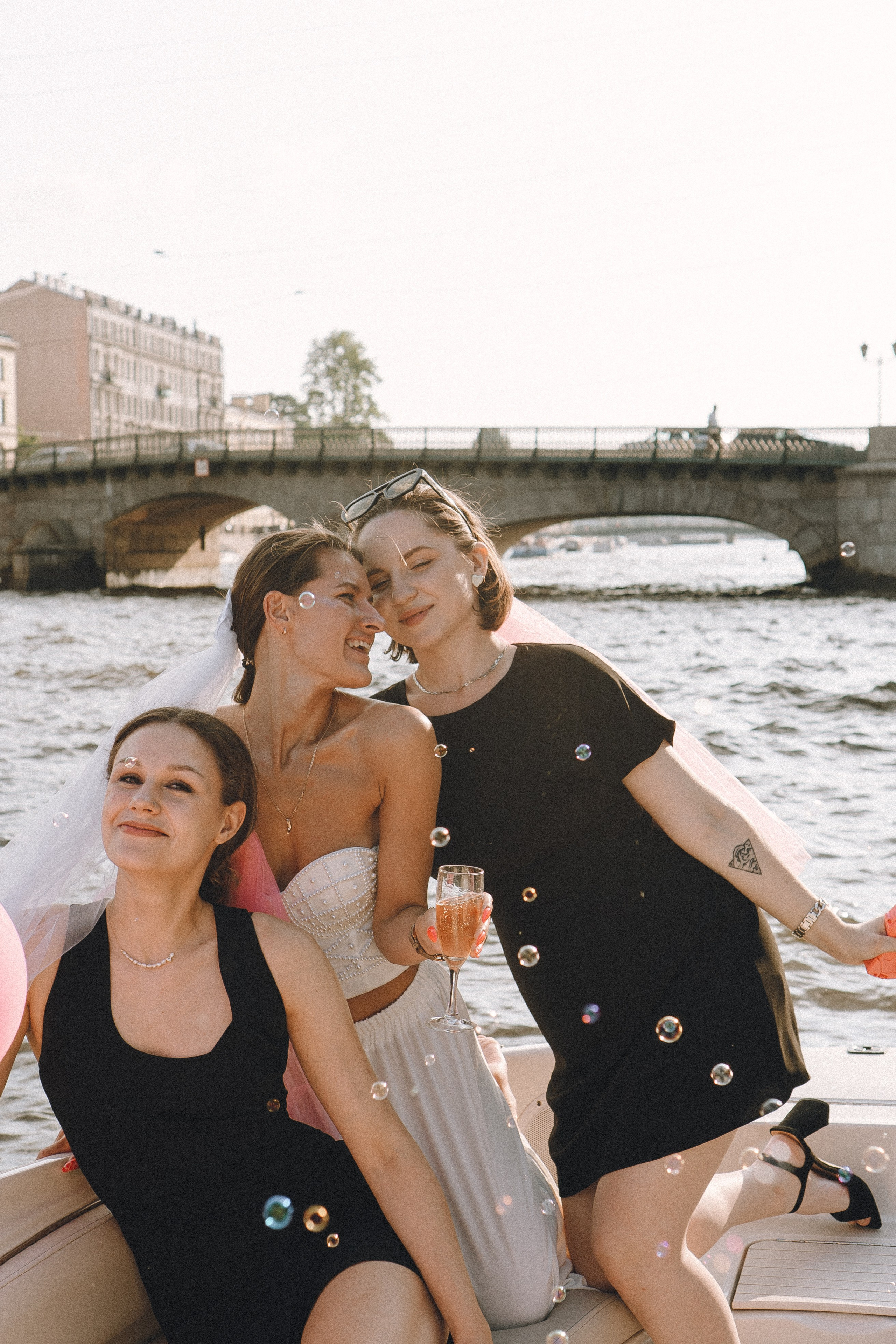 ДЕВИЧНИК НА КАТЕРЕ. Профессиональный фотограф, Санкт-Петербург — Виктория Богомолова