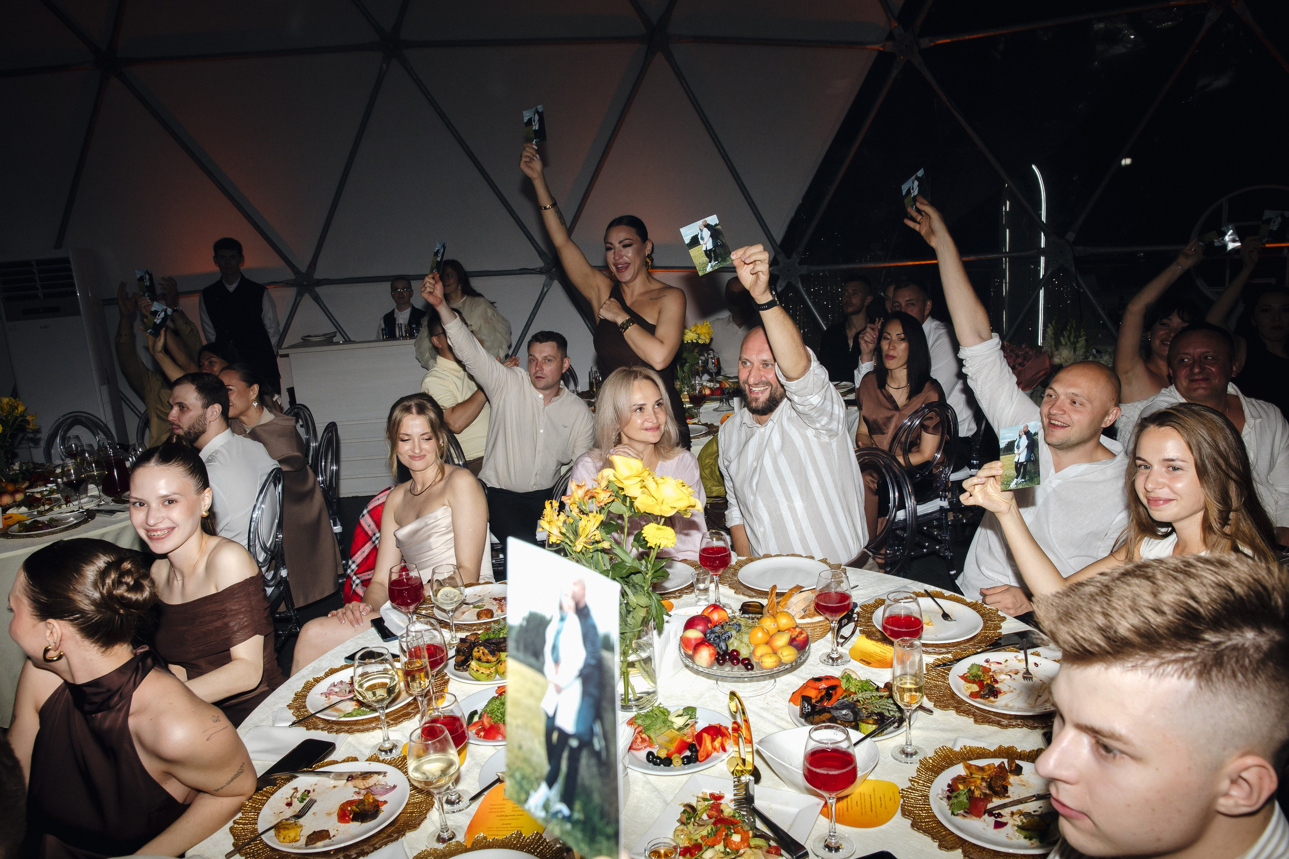 Константин и Ксения. Свадебные фотографы в г. Сургут Маркова Наталья и Замахина Елена