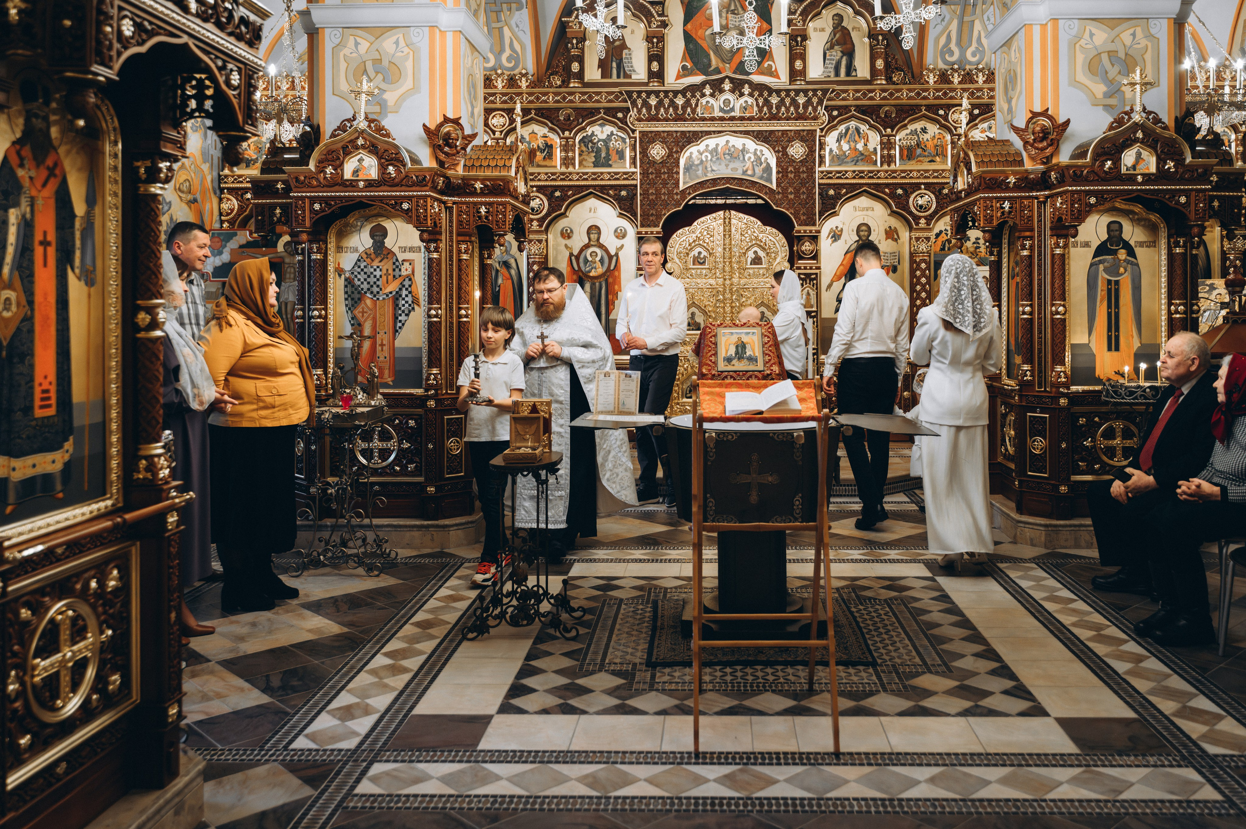 Крещение Фёдора (Храм Всех Святых) криптовый. Семейный фотограф в Минске Дарья Дреко
