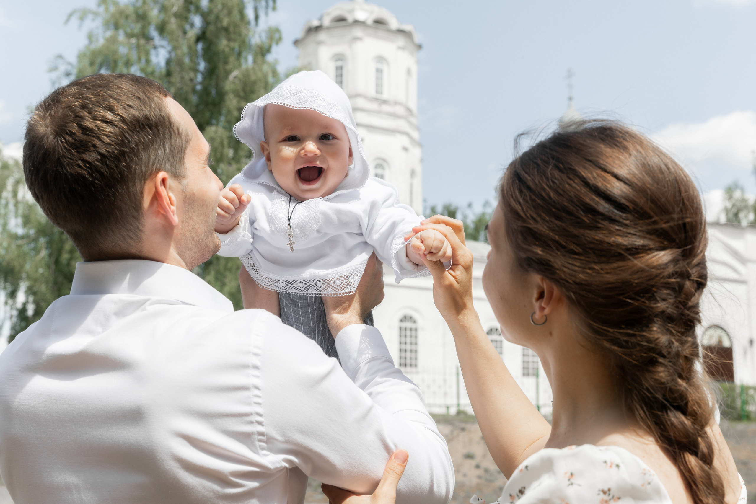 Таинство крещения в Чернянке с. Раевка. Фотограф Максим Никонов