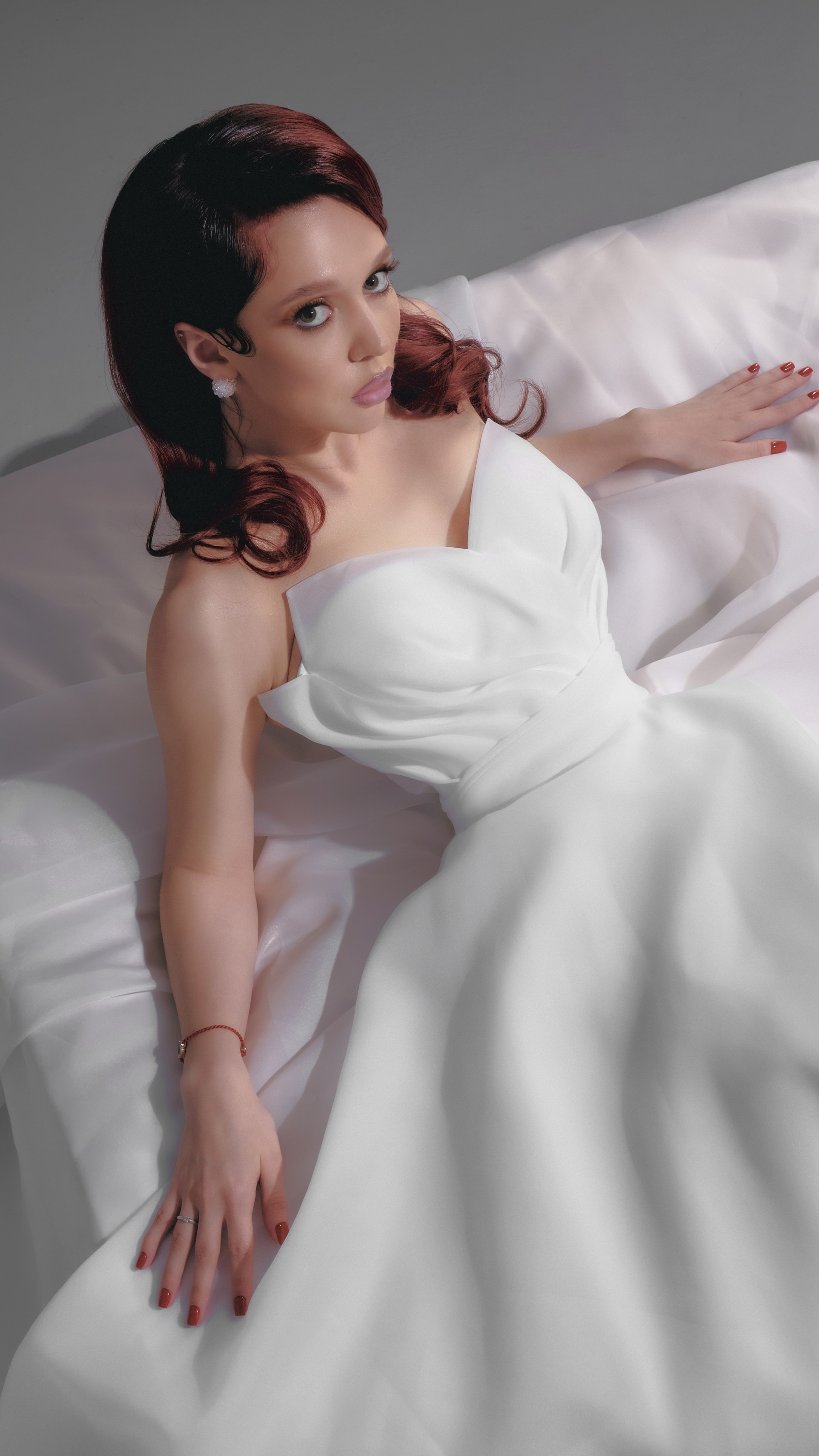 Я  фотограф. Работаю в городе Москва,