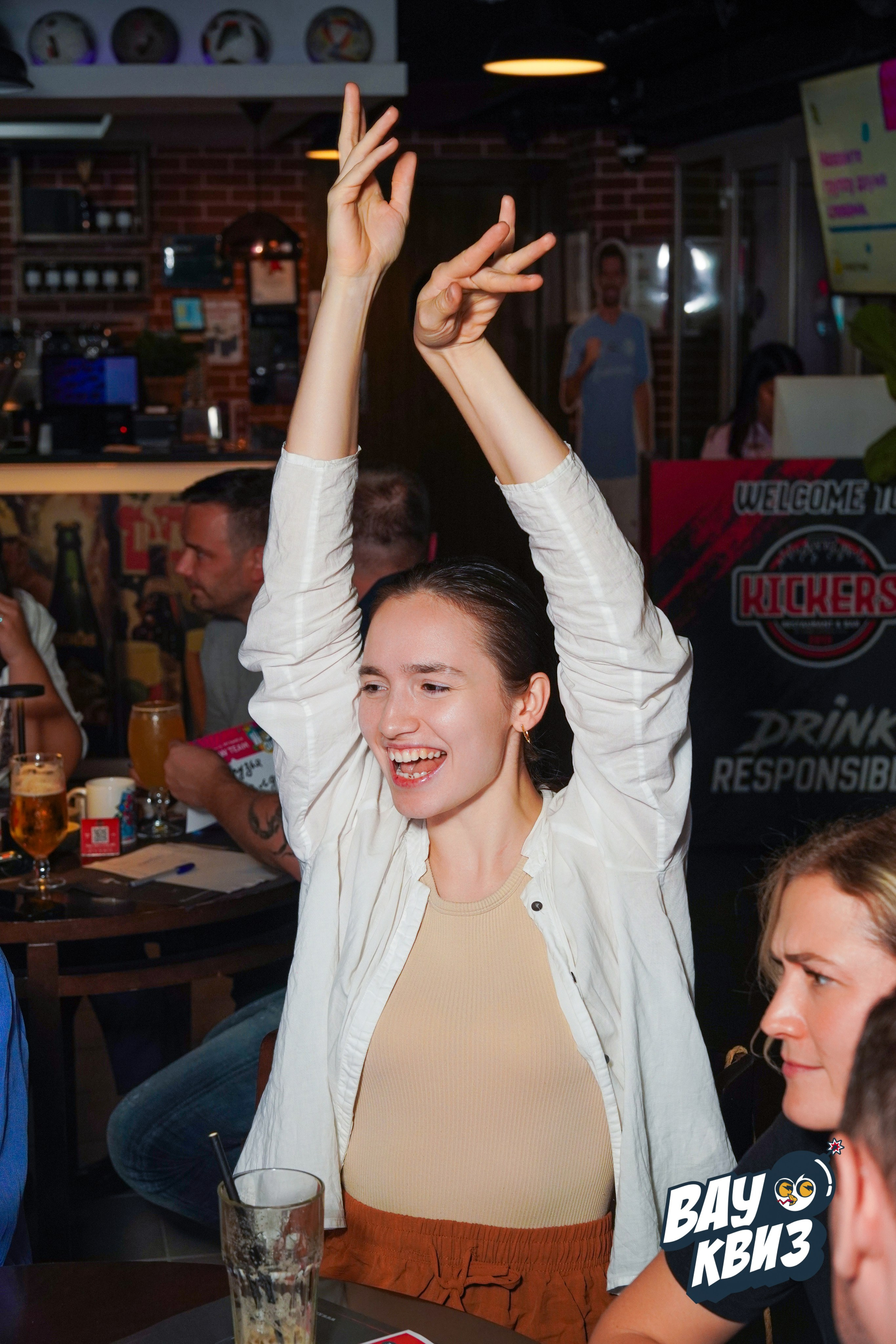 WOW QUIZ DUBAI. Фото | Видео Контент Мишель Ватаманюк