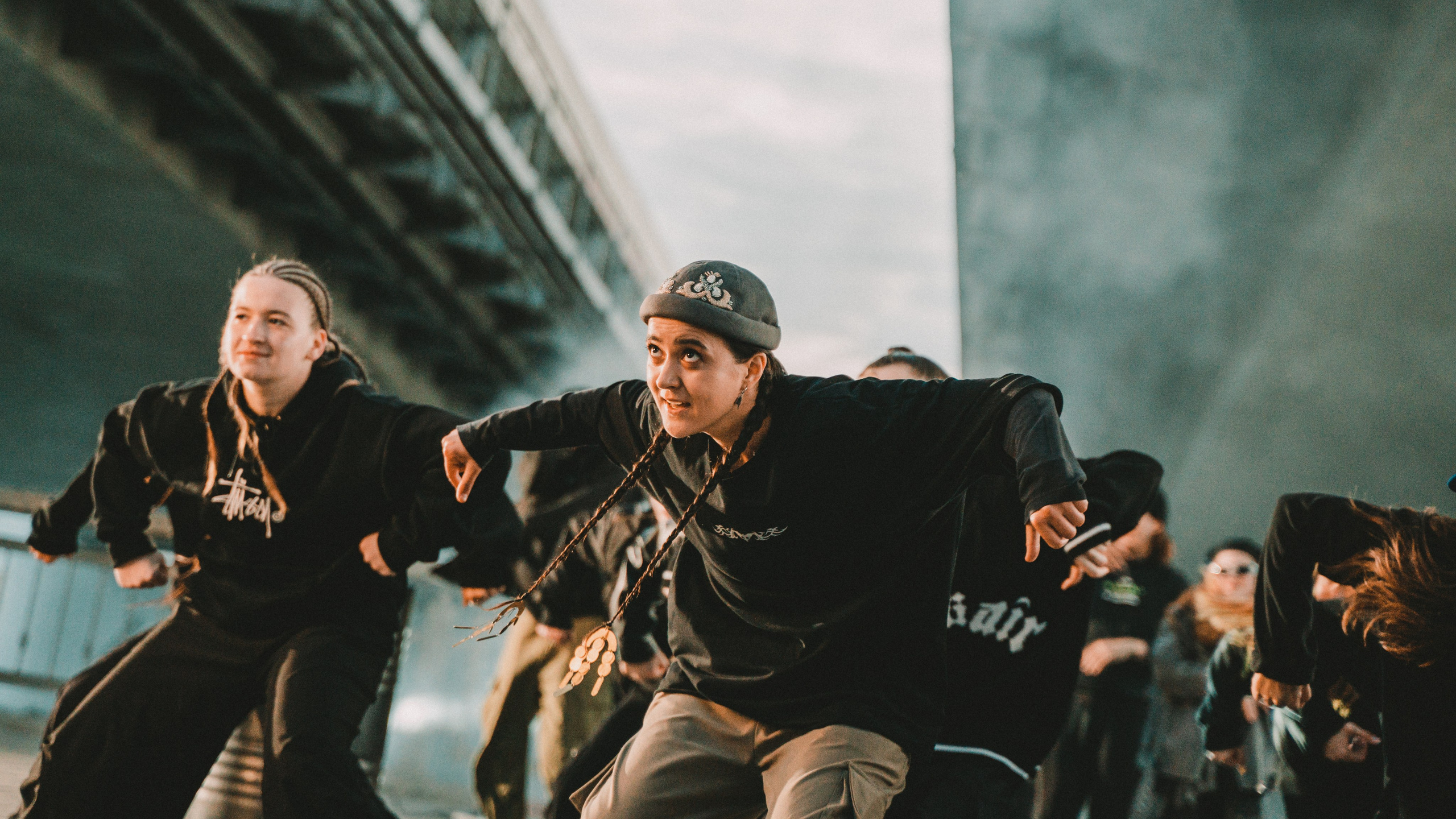 Бэкстейдж съемок клипа «Шулай». Главная