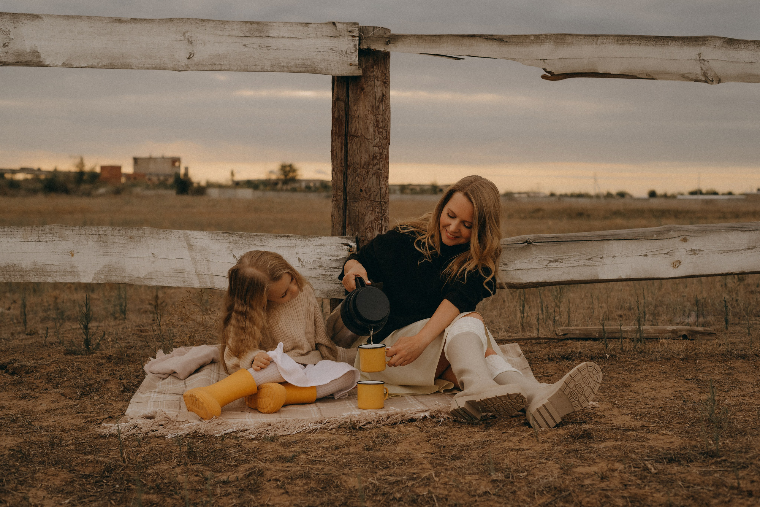 Света и Даша