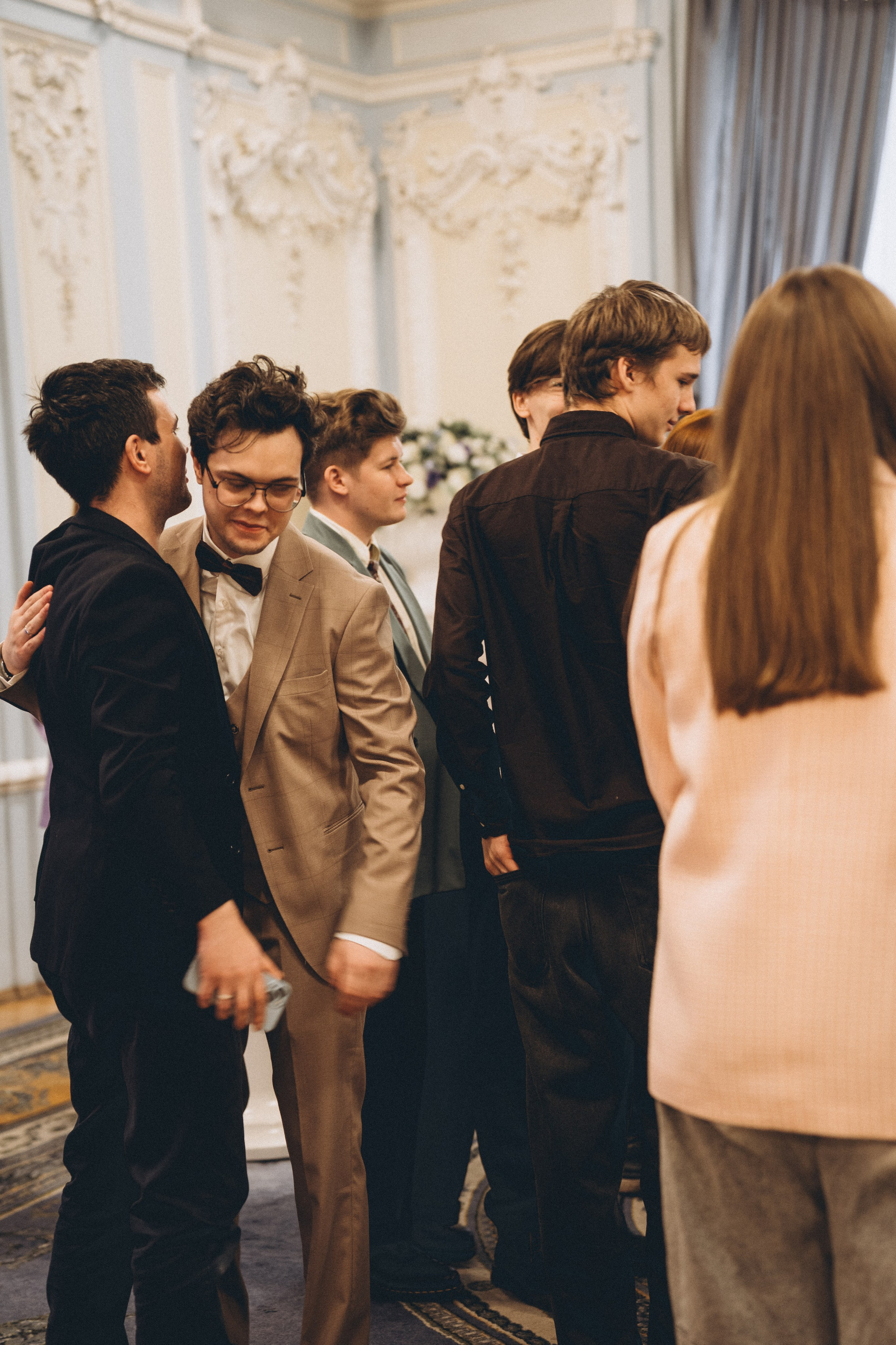 СВАДЕБНАЯ СЬЕМКА ВО ВТОРОМ ДВОРЦЕ С ГОСТЯМИ И ПРОГУЛКА В ТАВРИЧЕСКОМ САДУ. Профессиональный фотограф, Санкт-Петербург — Виктория Богомолова