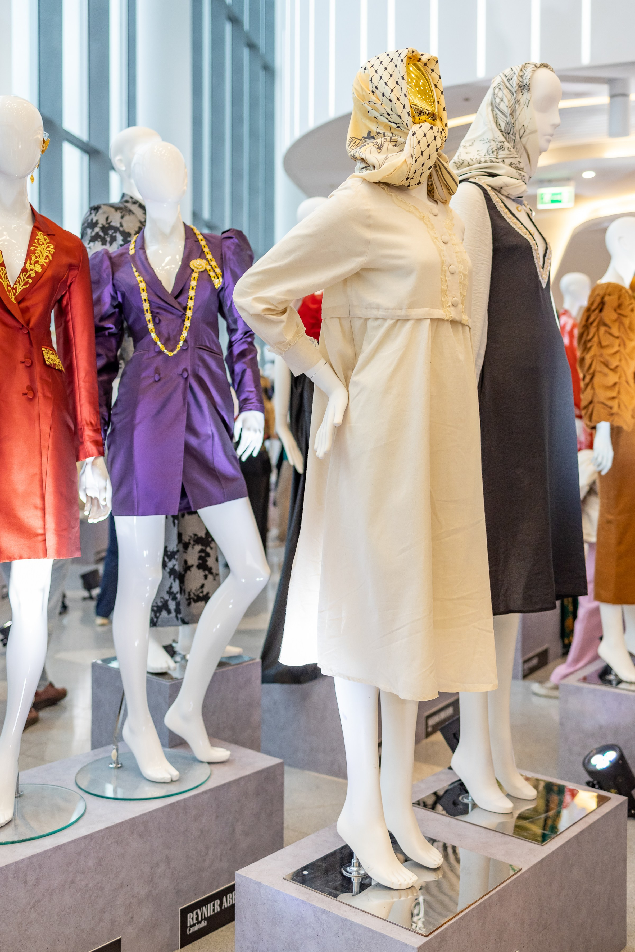 Выставка Наследие Fashion summit BRICS 2024. Фотосессии и репортаж — Фотограф в Москве — Рина Серёгина