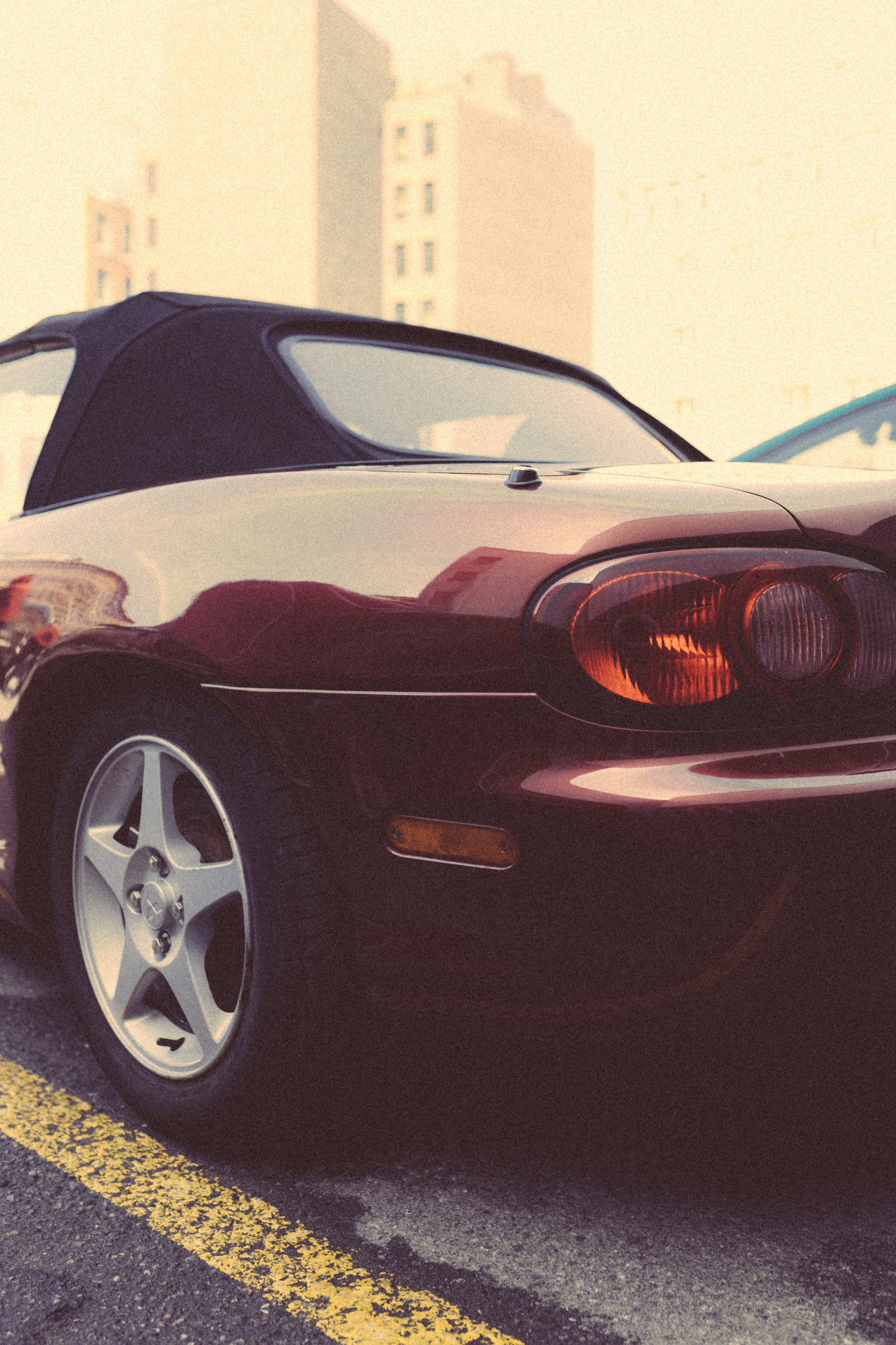 CARS and COFFE. Happiness is in the moments