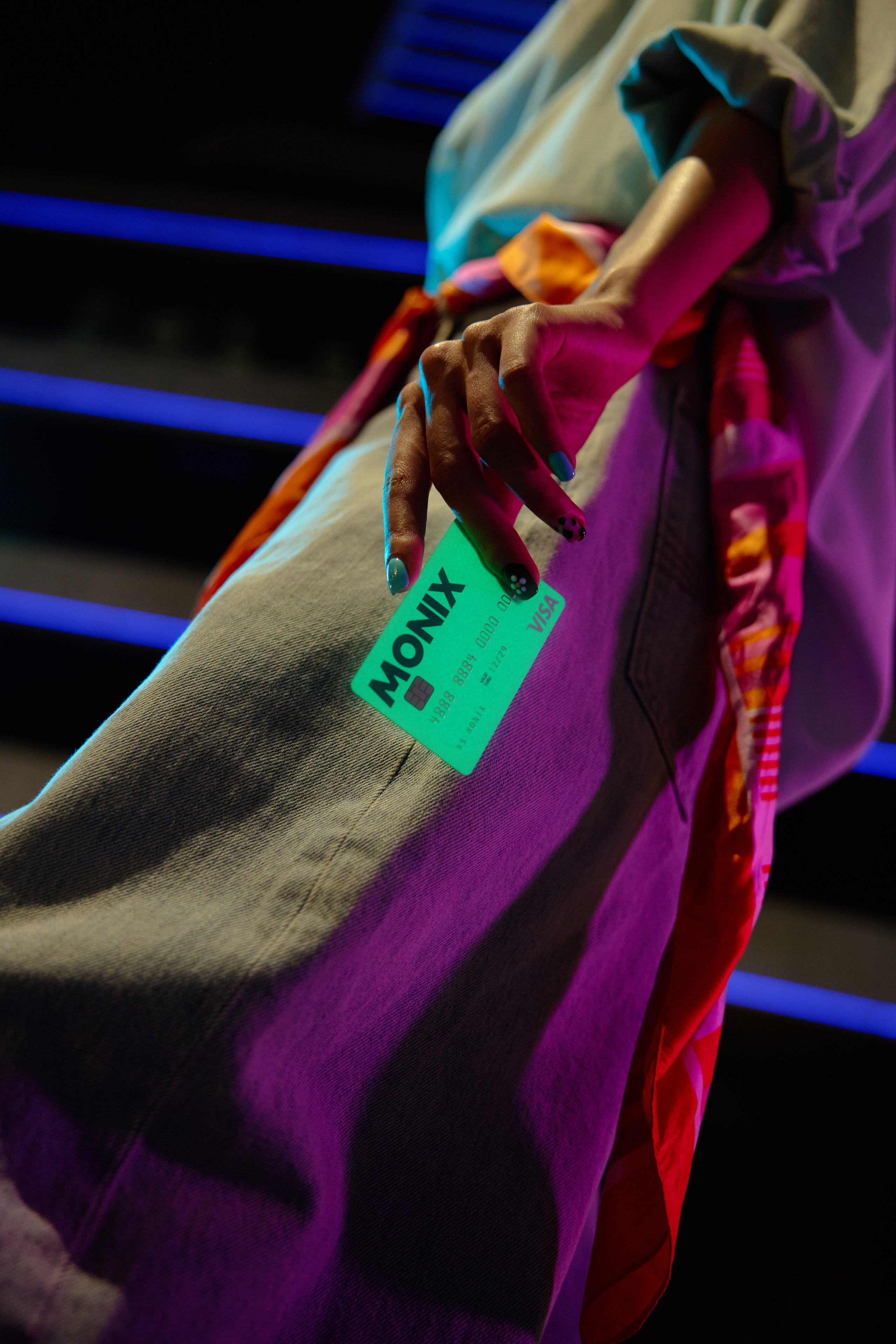 Monix. Fashion and advertising photographer