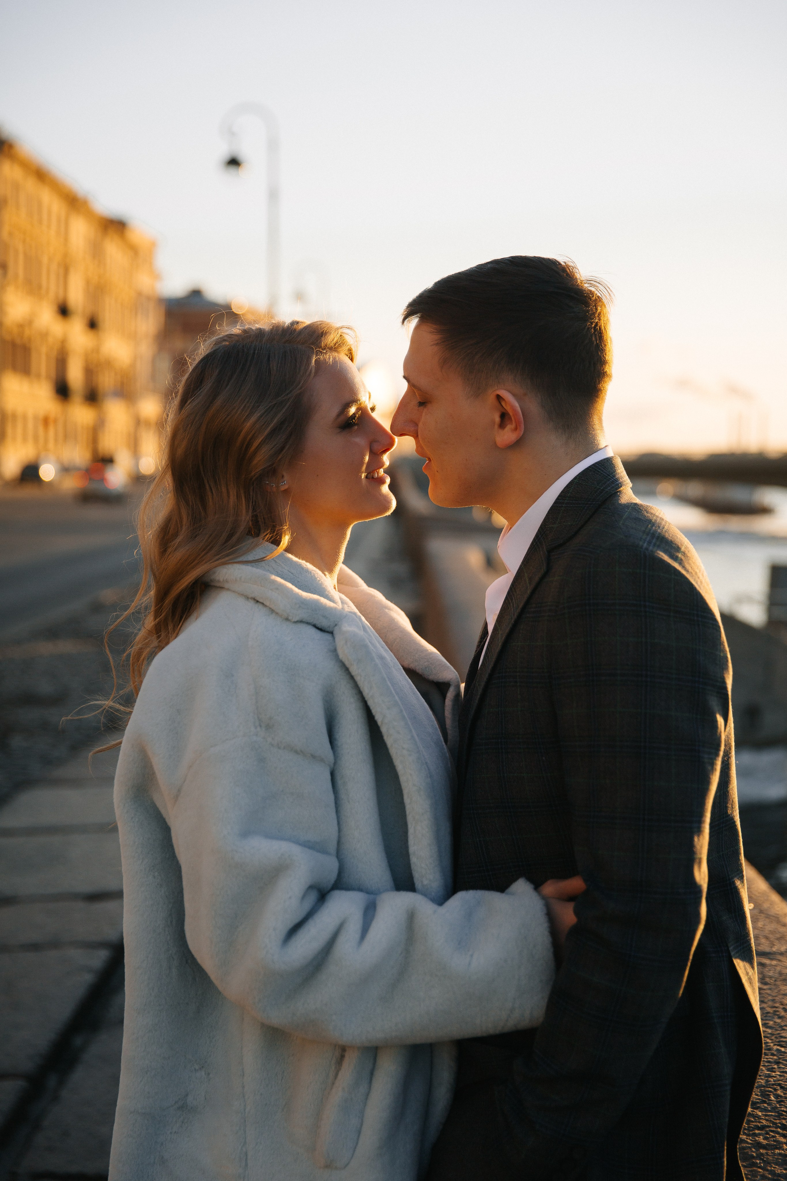 ДВОРЕЦ № 1 | Март, Исаакий, Английская набережная. Свадебный фотограф в Санкт-Петербурге Полина Корзухина