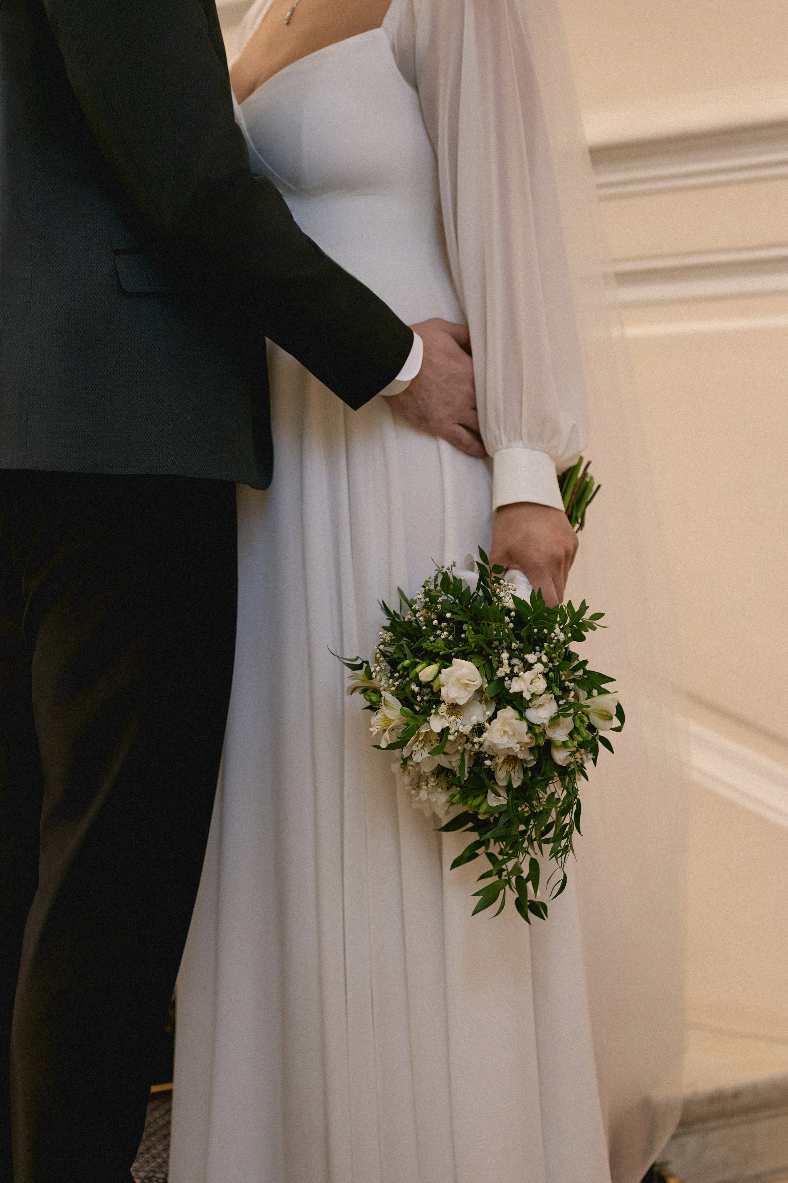 Свадебная фотосессия в Дворце Бракосочетания № 2. Сестры Карабаза. Фотографы и ретушеры в Москве и Санкт-Петербурге