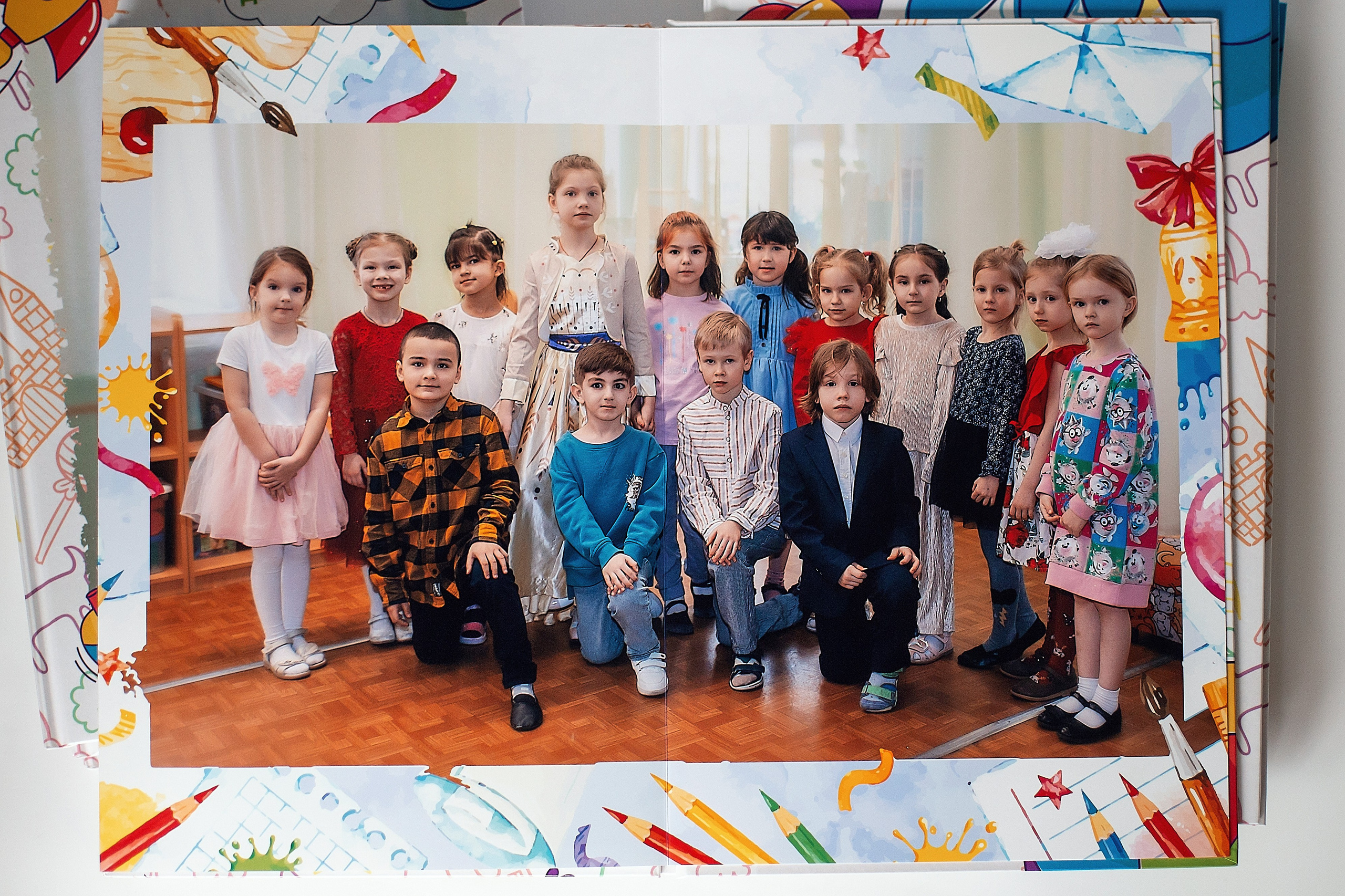 Выпускной фотоальбом 2025. Семейный фотограф в Санкт-Петербурге