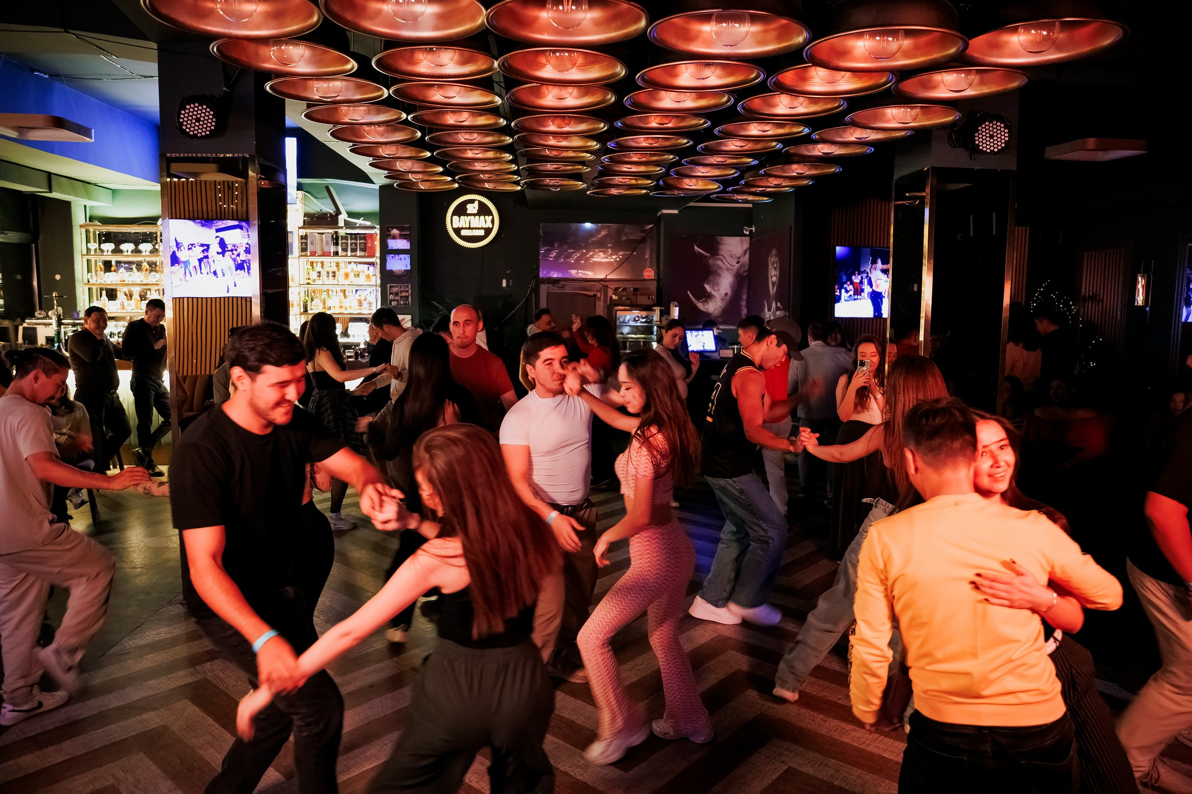 Bachata party by One Flick-BayMax. Репортажный фотограф в Алматы Каюпов Сержан