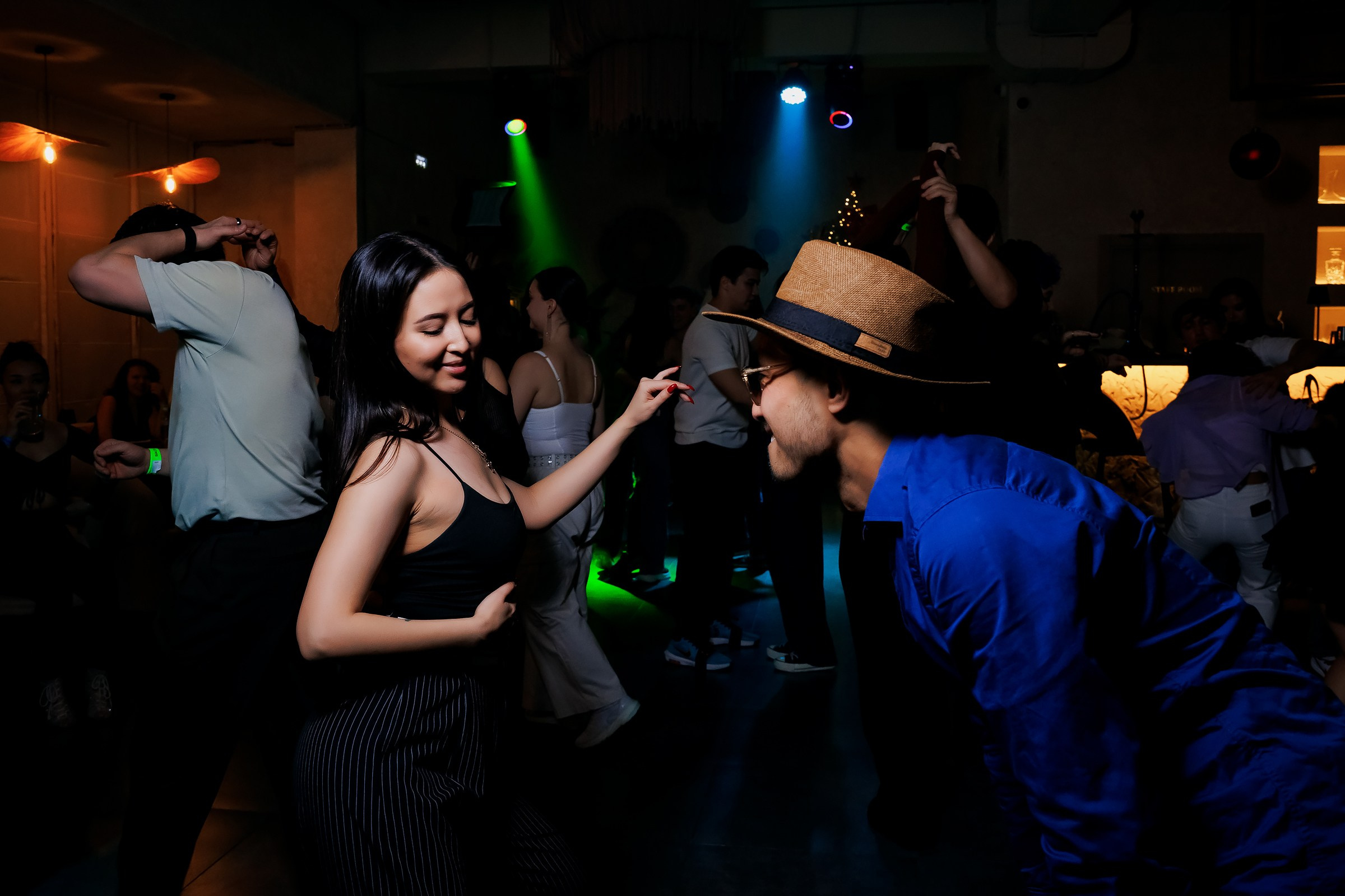 Bachata party. Репортажный фотограф в Алматы Каюпов Сержан