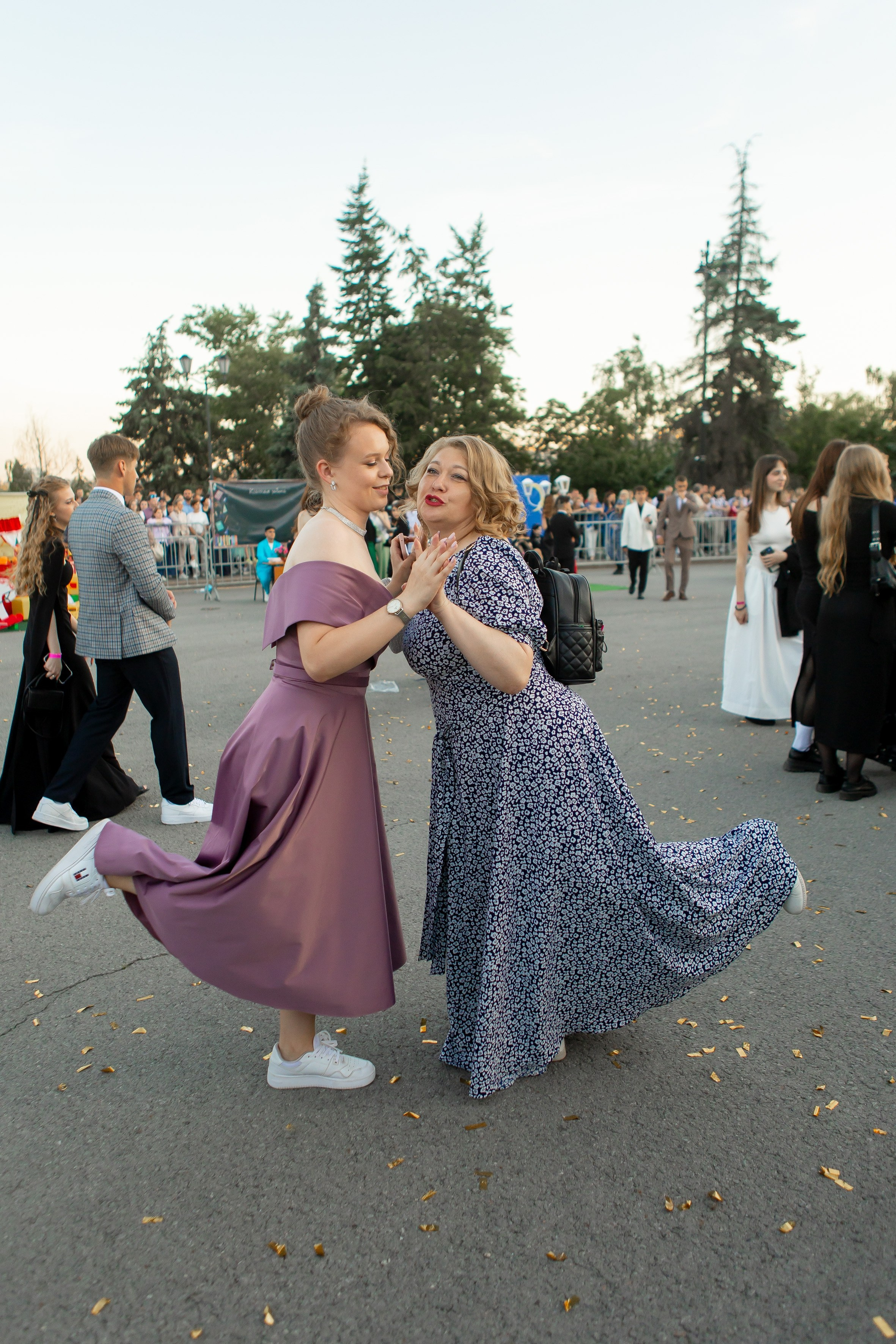 Выпускной Гимназия 12 2024 г. Свадебный и портретный Фотограф в Липецке Дмитрий Котюков