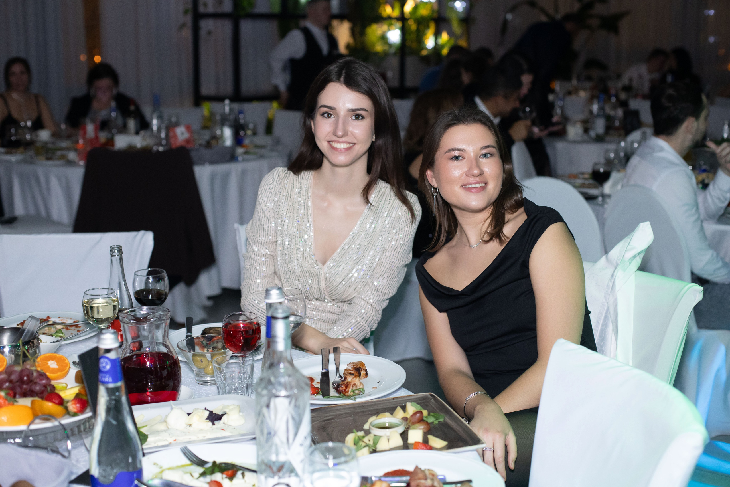 Корпоратив ресторан Времена года Москва. Семейный и детский фотограф Анна Петракова