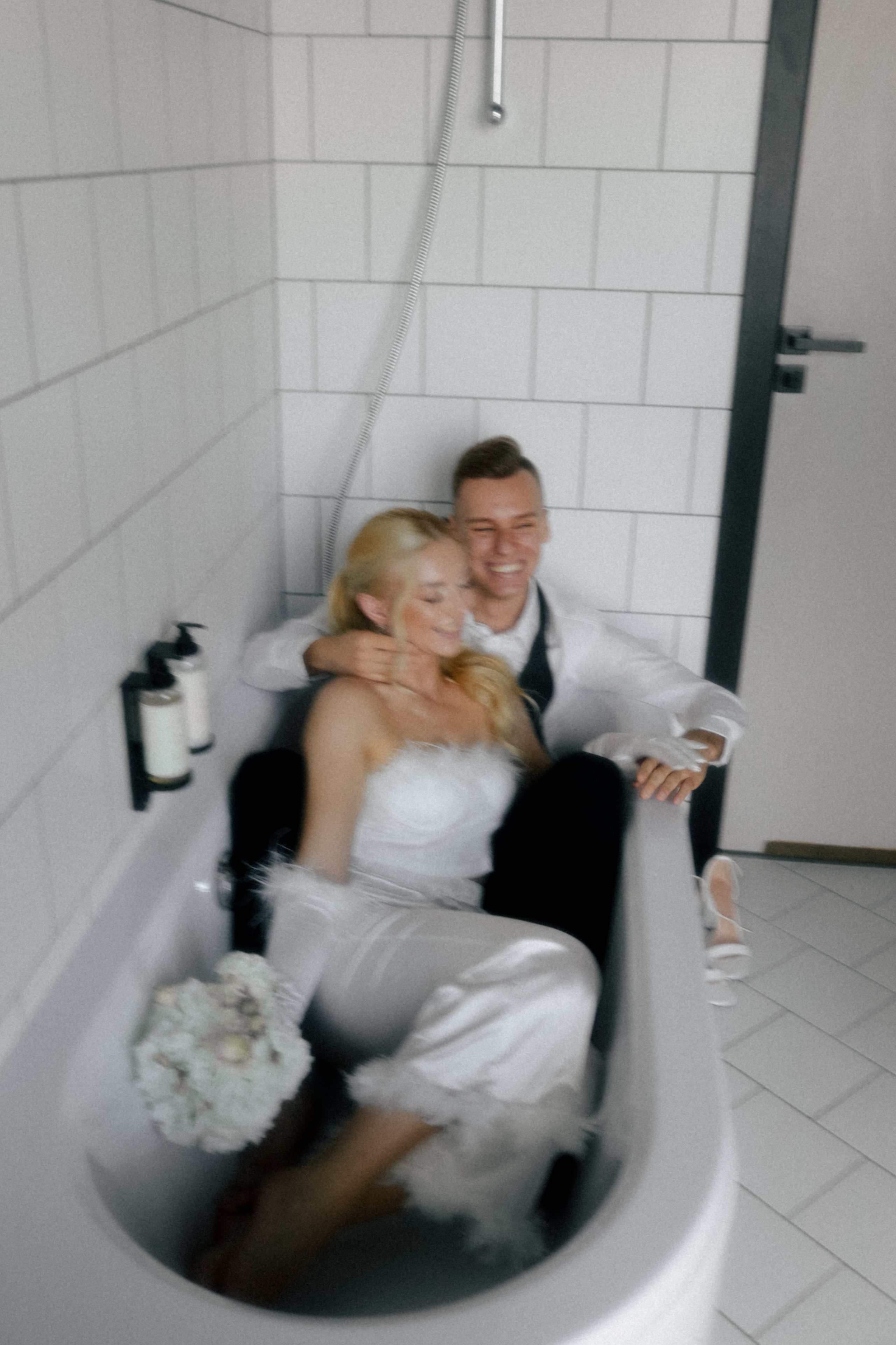 Michal + Victoria. Свадебный и семейный фотограф в Варшаве