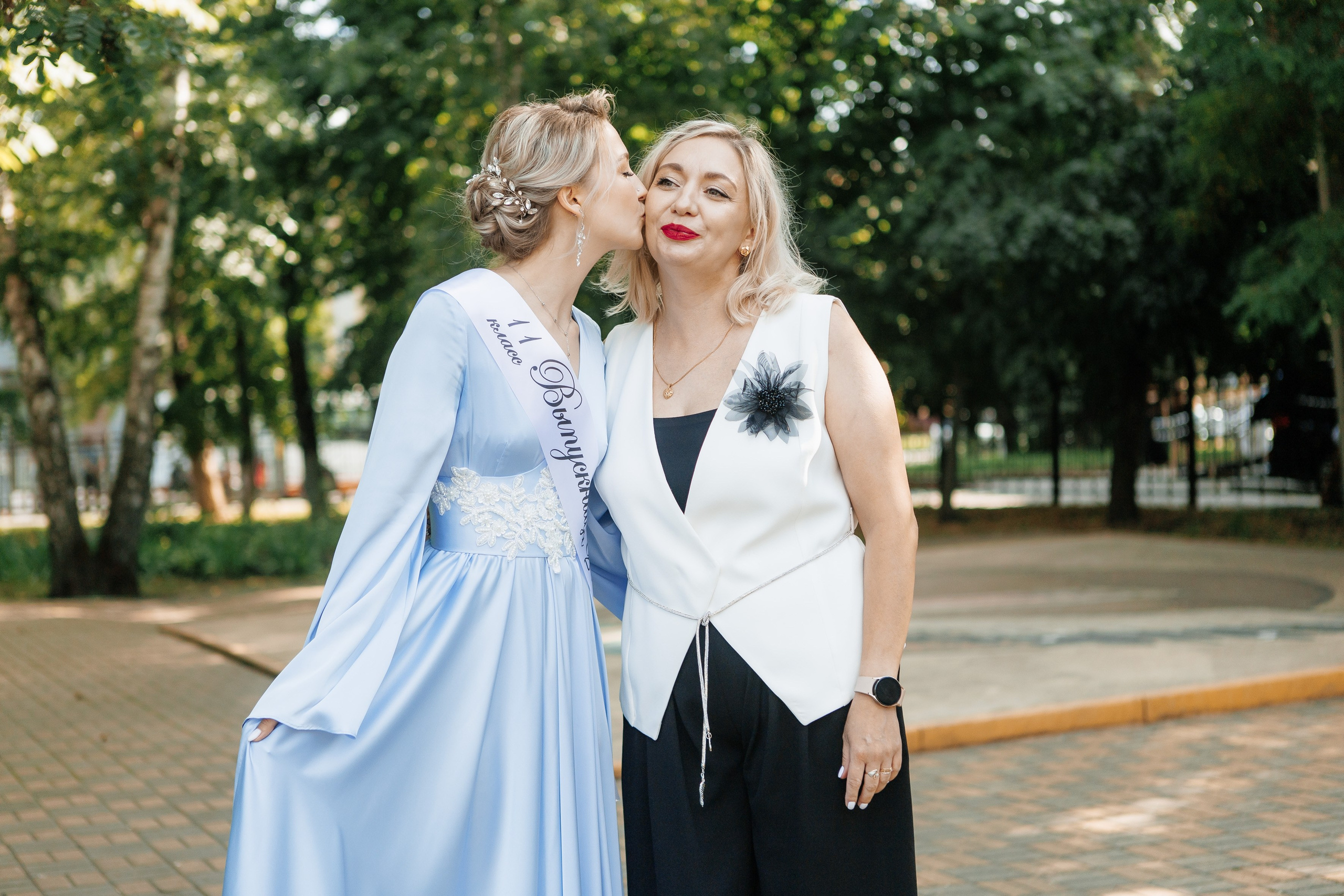 Выпускной Гимназия 12 2024 г. Свадебный и портретный Фотограф в Липецке Дмитрий Котюков