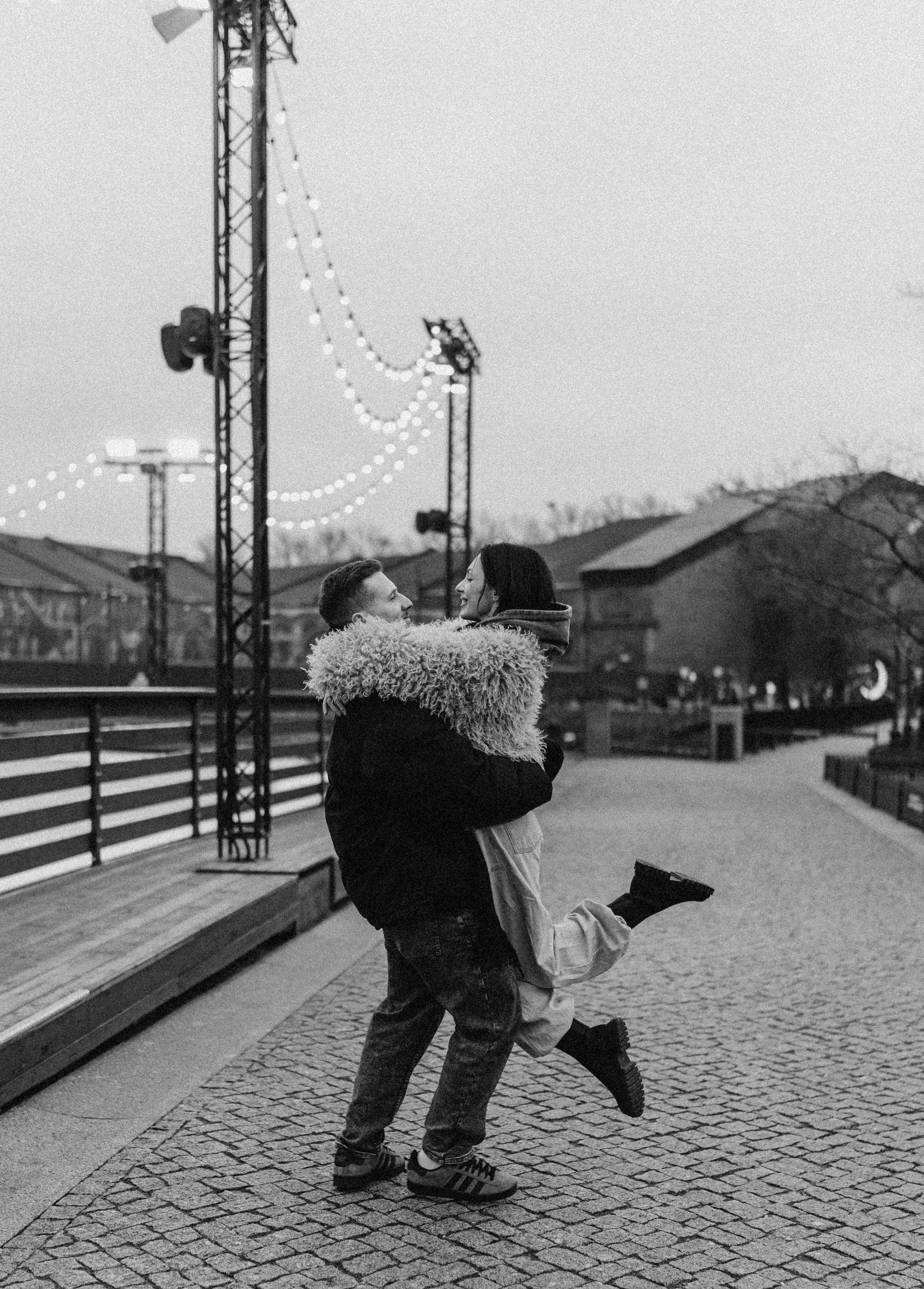 Парная фотосессия на катке. Федосова Елизавета - фотограф Санкт-Петербург. Фотосессия Новая Голландия.