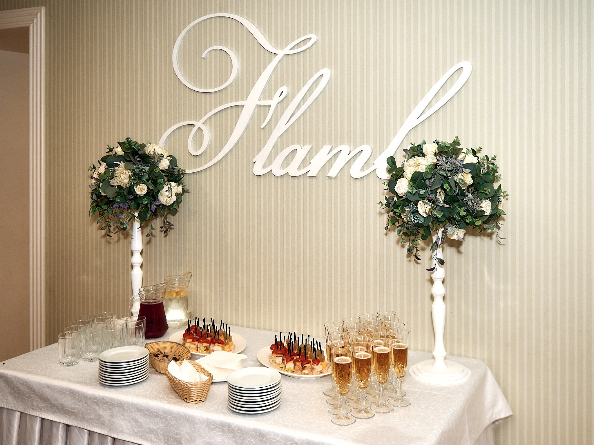 55 лет 💕. Свадебный фотограф, видеограф, рилсмейкер в Санкт-Петербурге и Москве