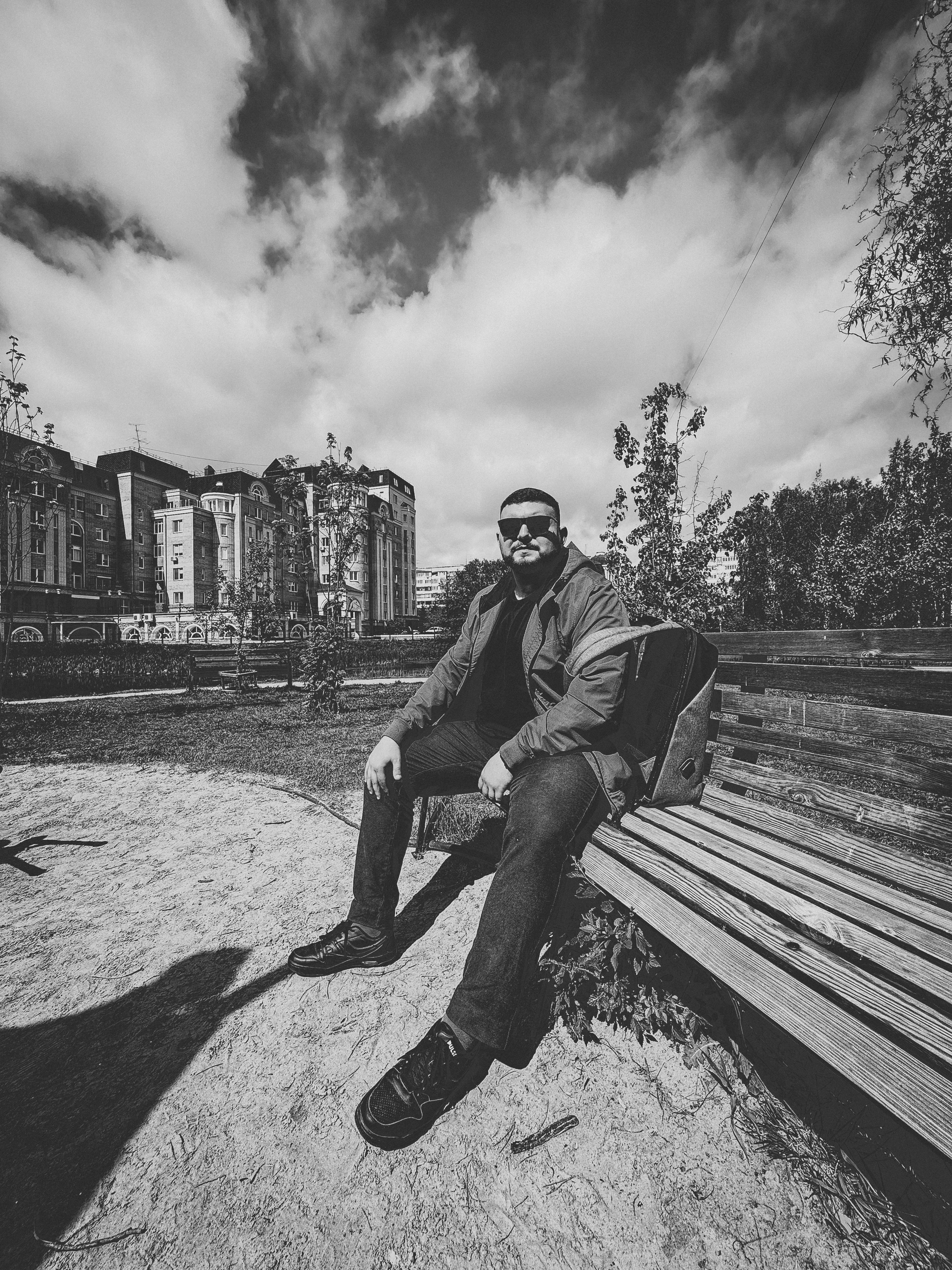 Брутальная ЧБ фотосессия Даниила. Твой фотограф и видеограф в Тюмени — Сергей Бизин