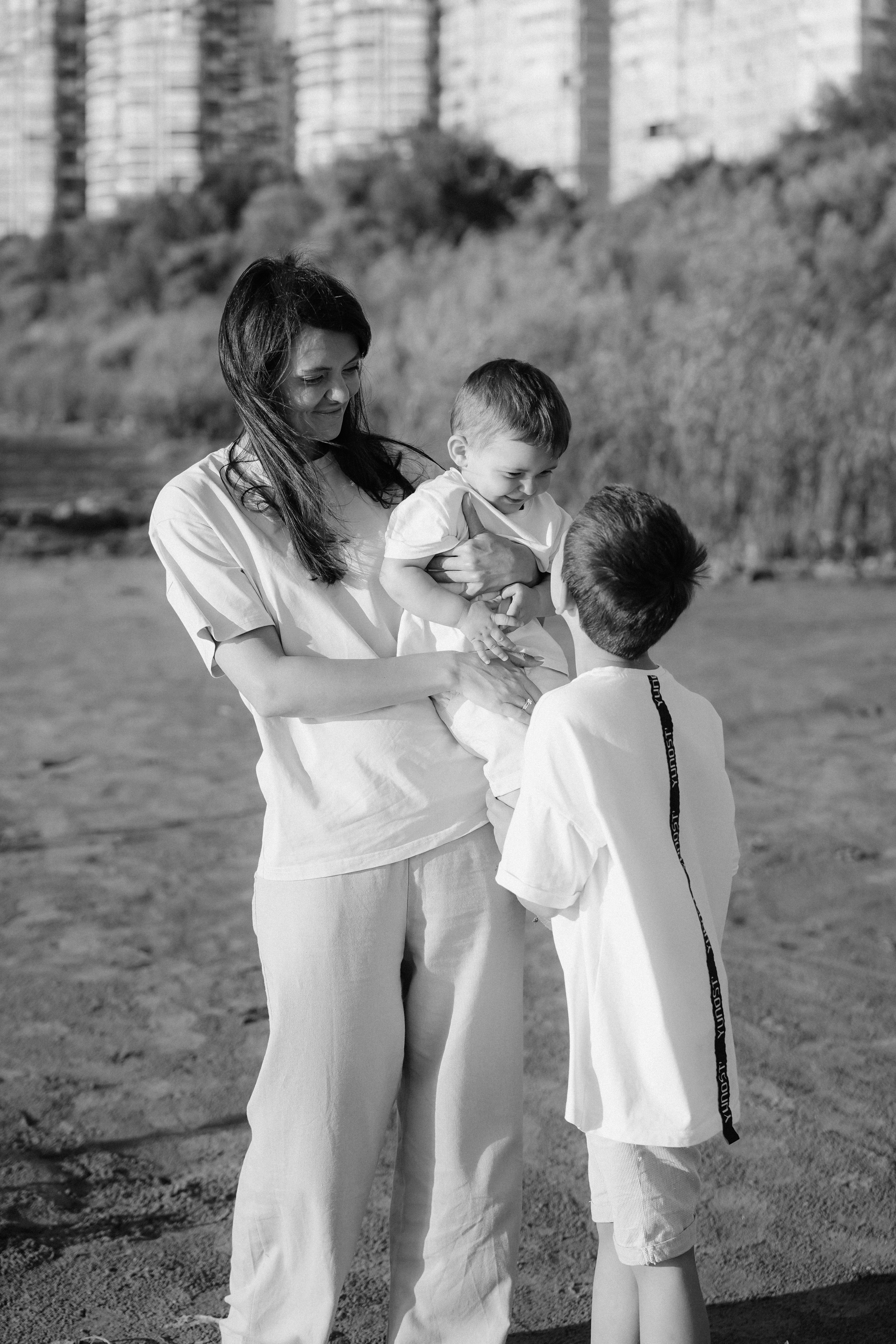 Семейная съёмка на закате. Фотограф с психологическим образованием