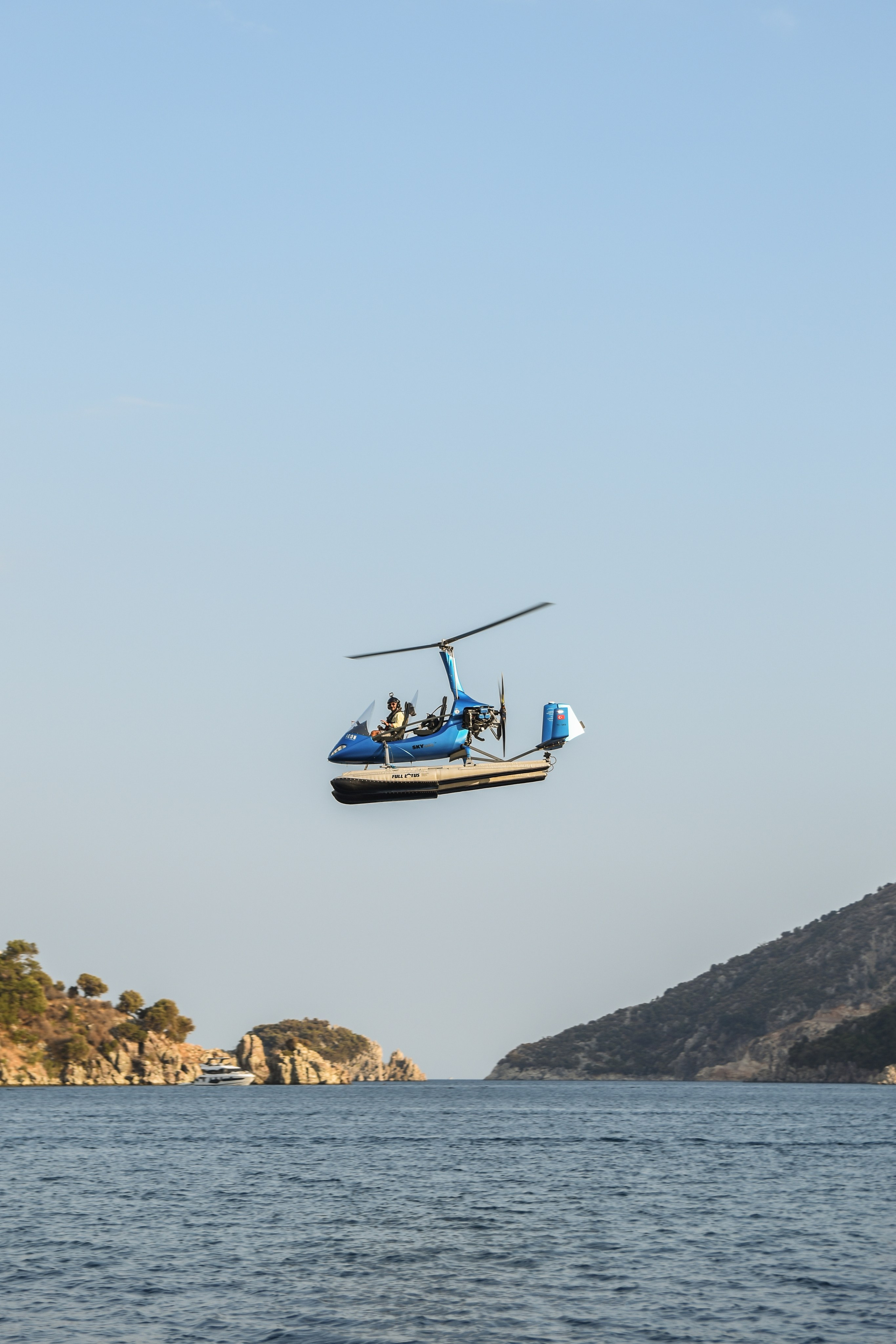 Sam. Пилот вертолета. Фотограф Лобанов Антон, г. Москва