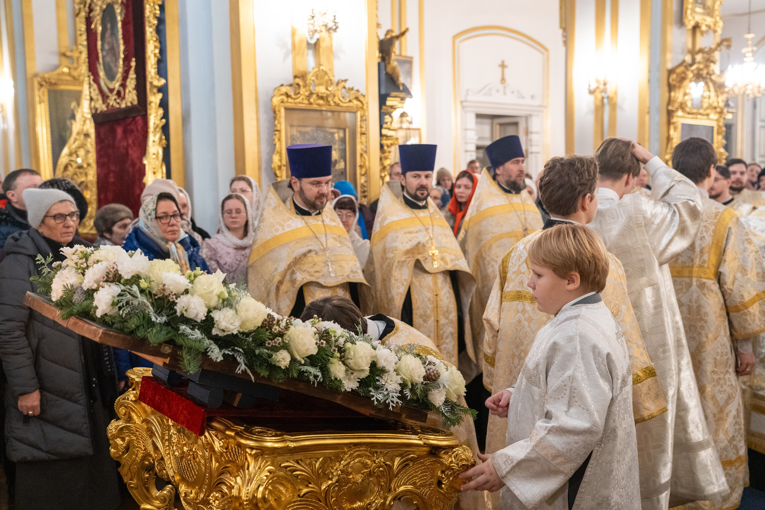 Праздничное бдение в Николо-Богоявленском морском соборе. НИКОЛО-БОГОЯВЛЕНСКИЙ МОРСКОЙ СОБОР