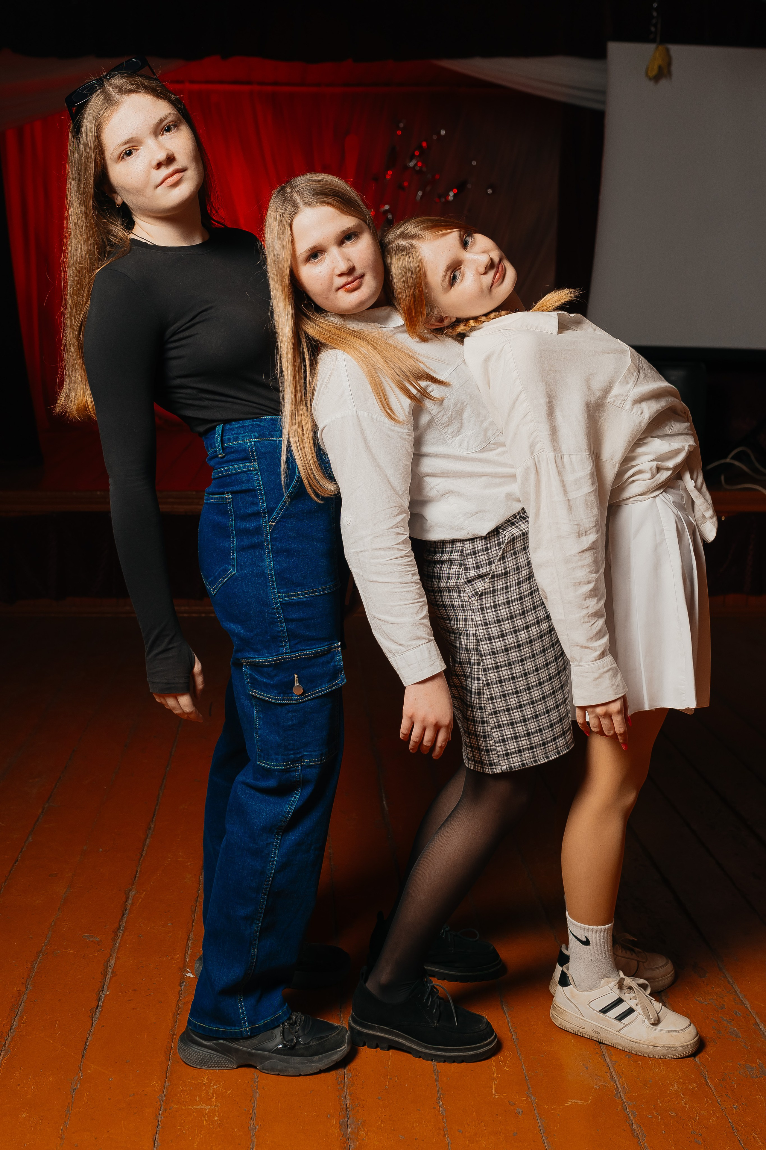 1 школа 9а. Фотограф Торопец Кристина Абрамова Kanwellia photography