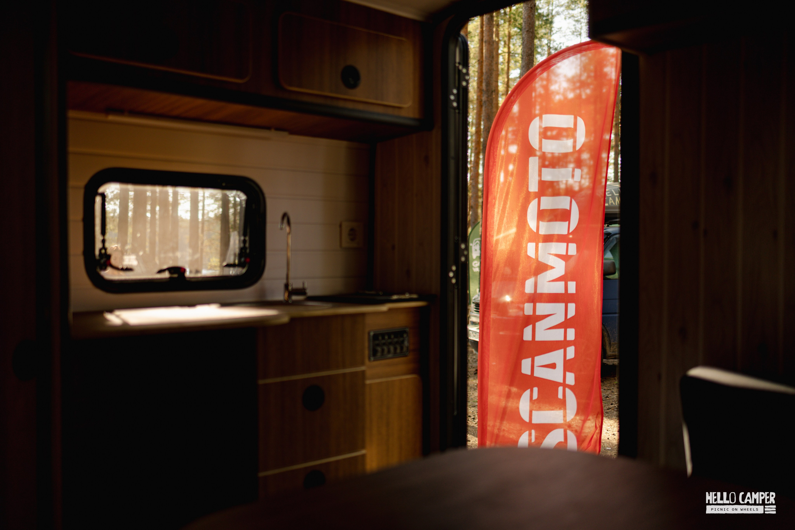 Фестиваль Hello Camper закрытие 2024. Репортажный и портретный фотограф в Санктпетербурге. Видиосъемка мероприятий в Санкт-Петербурге