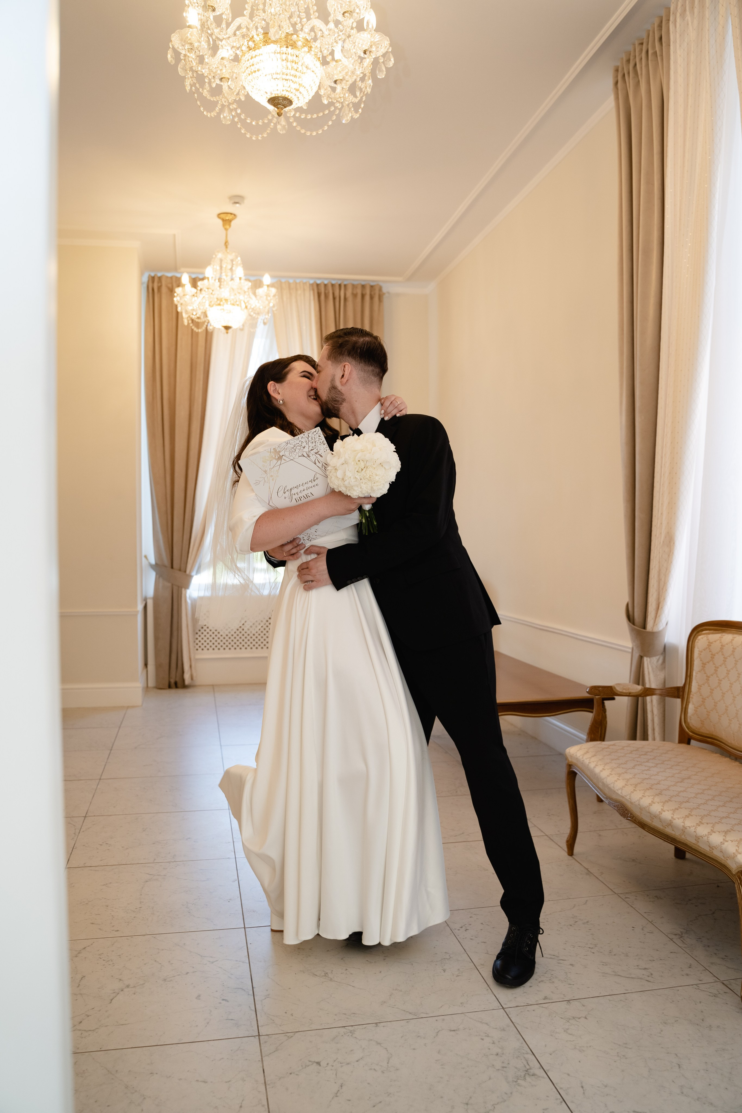 Свадебная фотосъемка в Пскове. Свадебный и семейный фотограф в Пскове и Острове Света Суворова