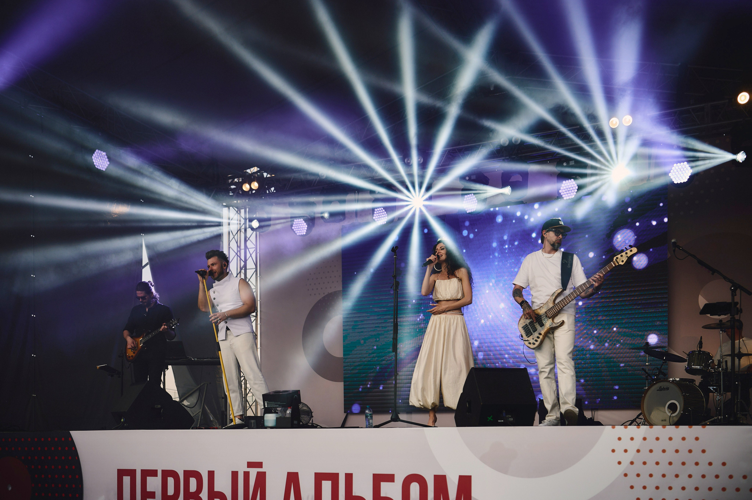 AIG. Первый альбом. Ваш мультижанровый фотограф Александр Белов