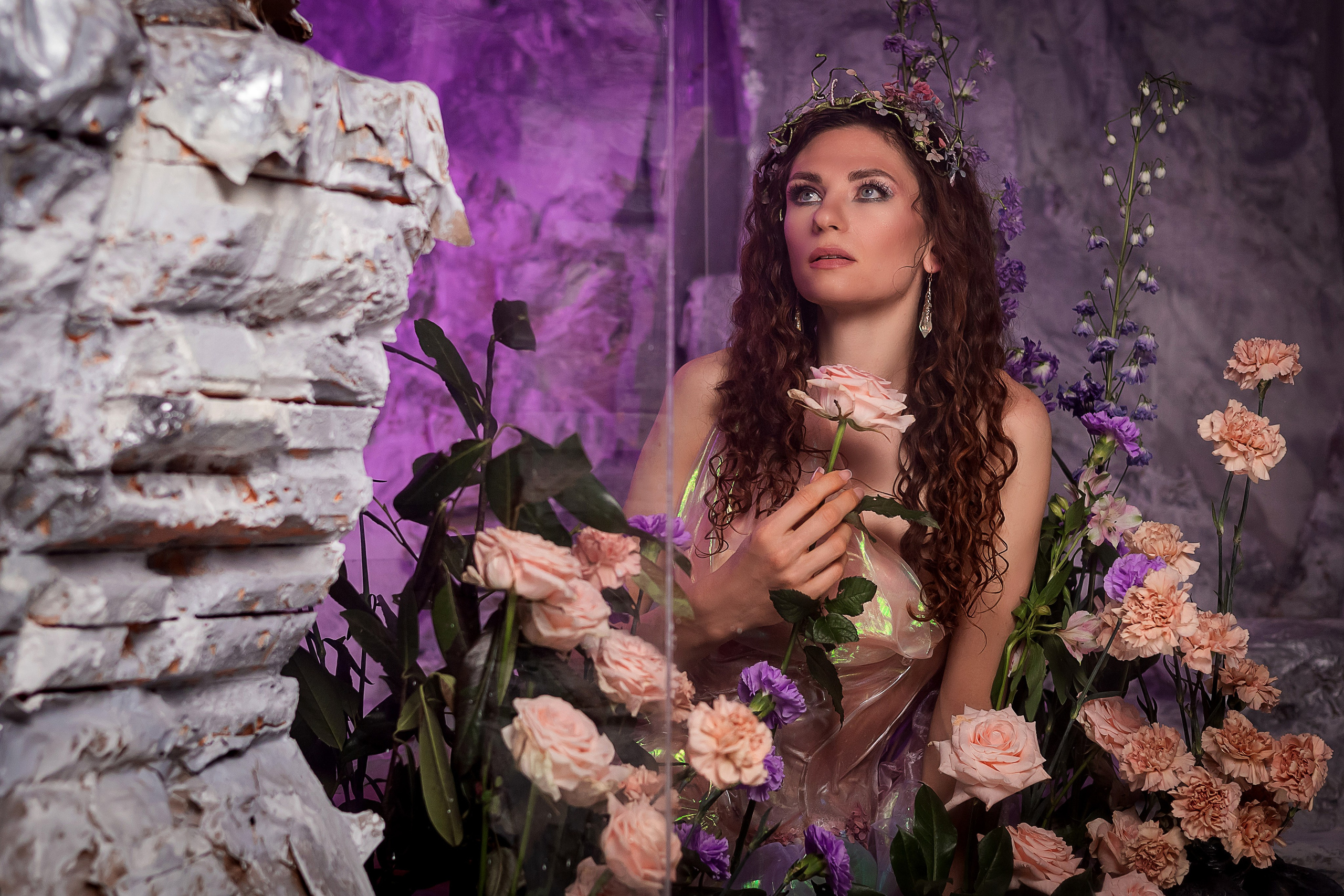 Сказочная фея. Фотосессия в студии с цветами. Портретный фотограф Панферова Регина г. Санкт-Петербург, г. Казань