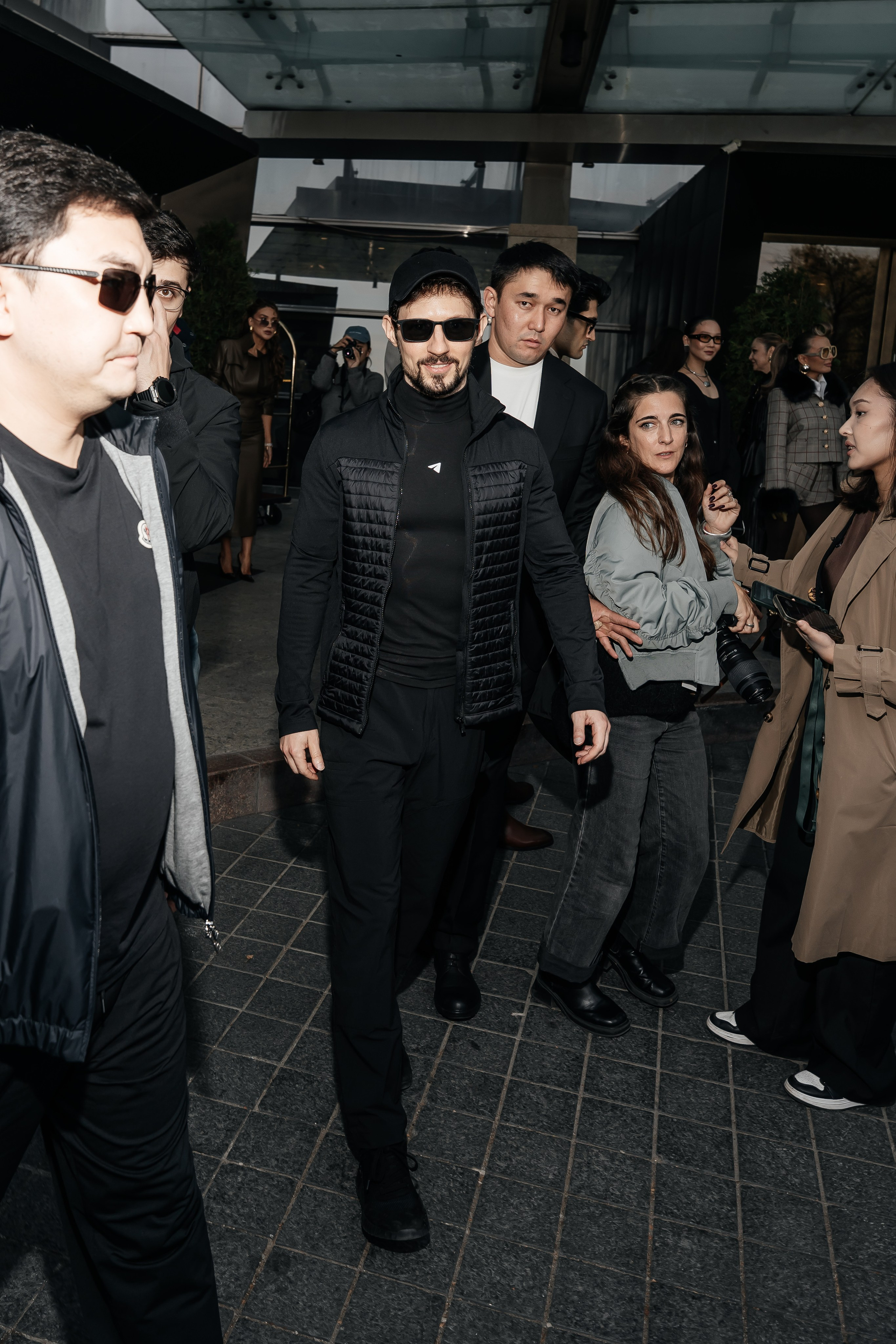 VFW. Свадебный фотограф Алматы