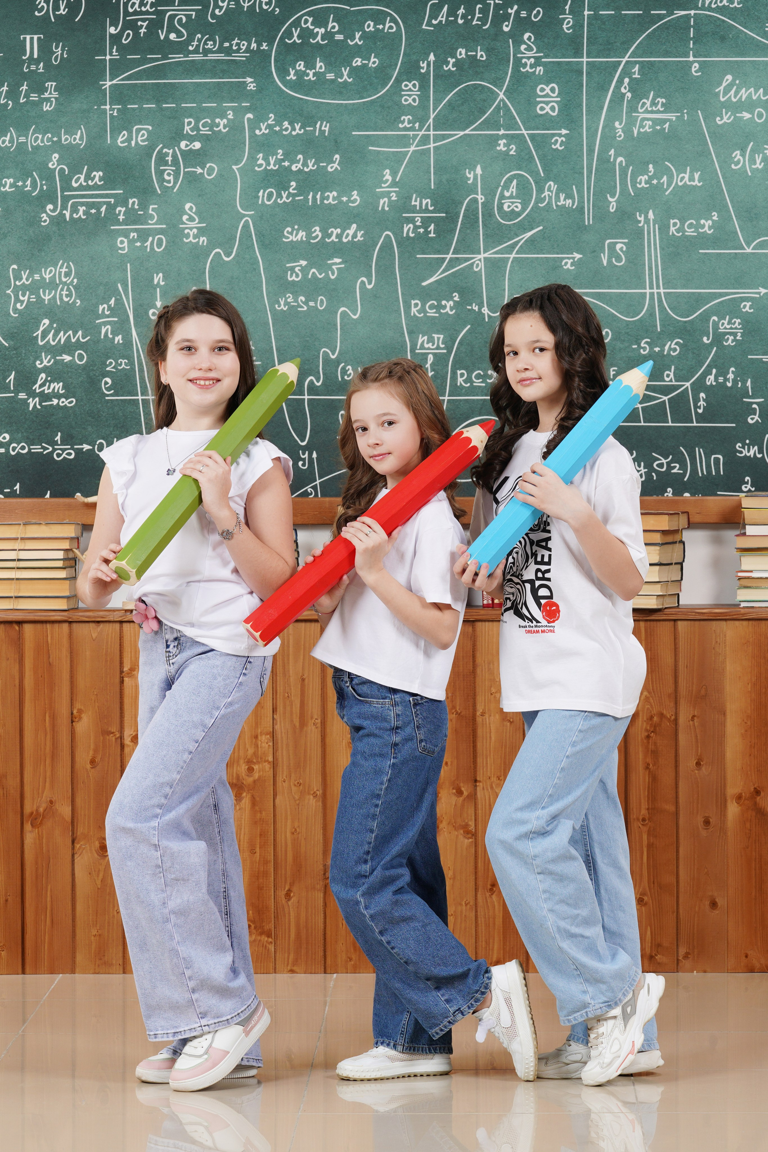 Школьная студия 4 класс. Выпускные альбомы в Набережных Челнах