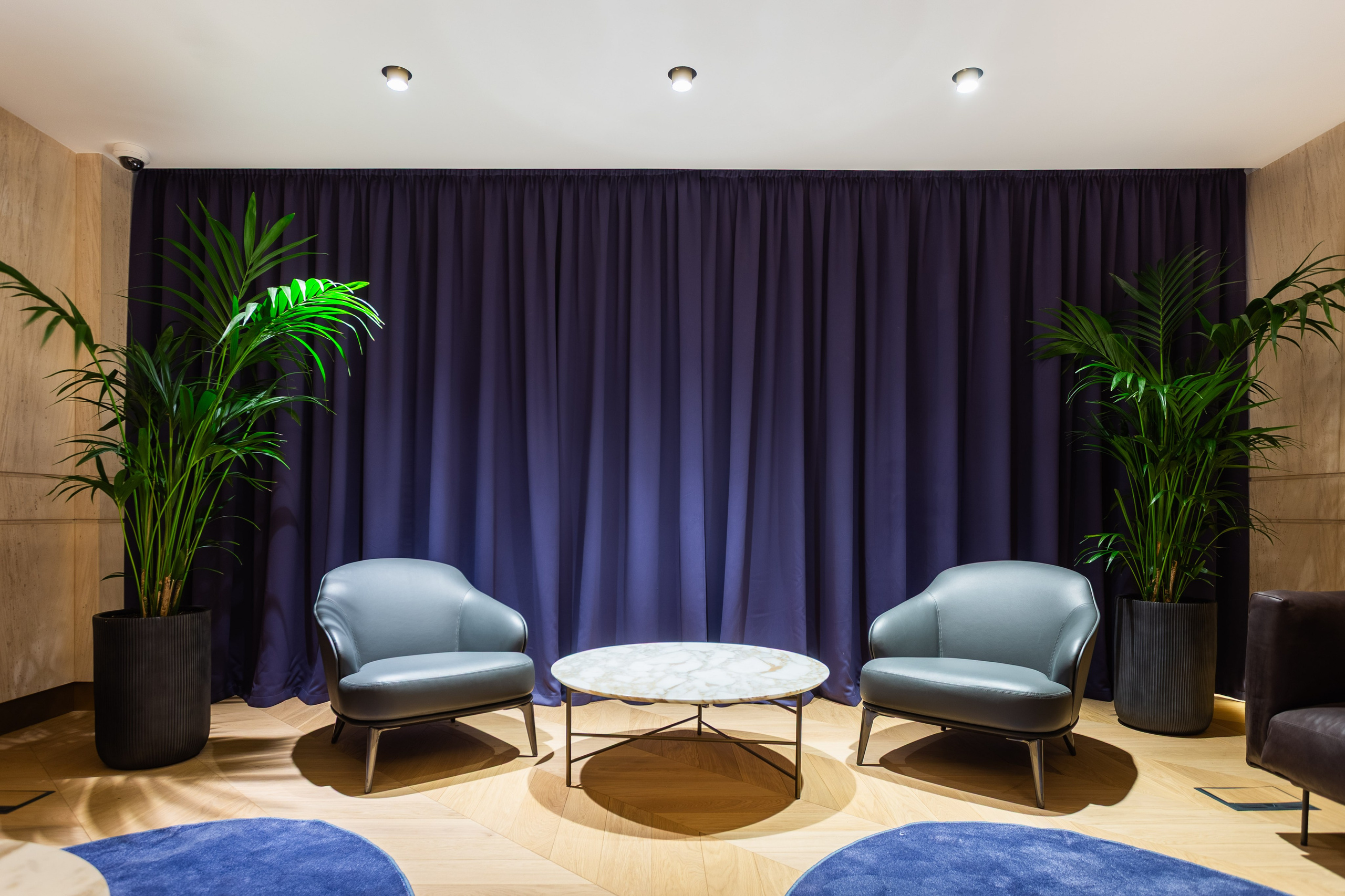 Офис компании. Видеограф Добромыслов