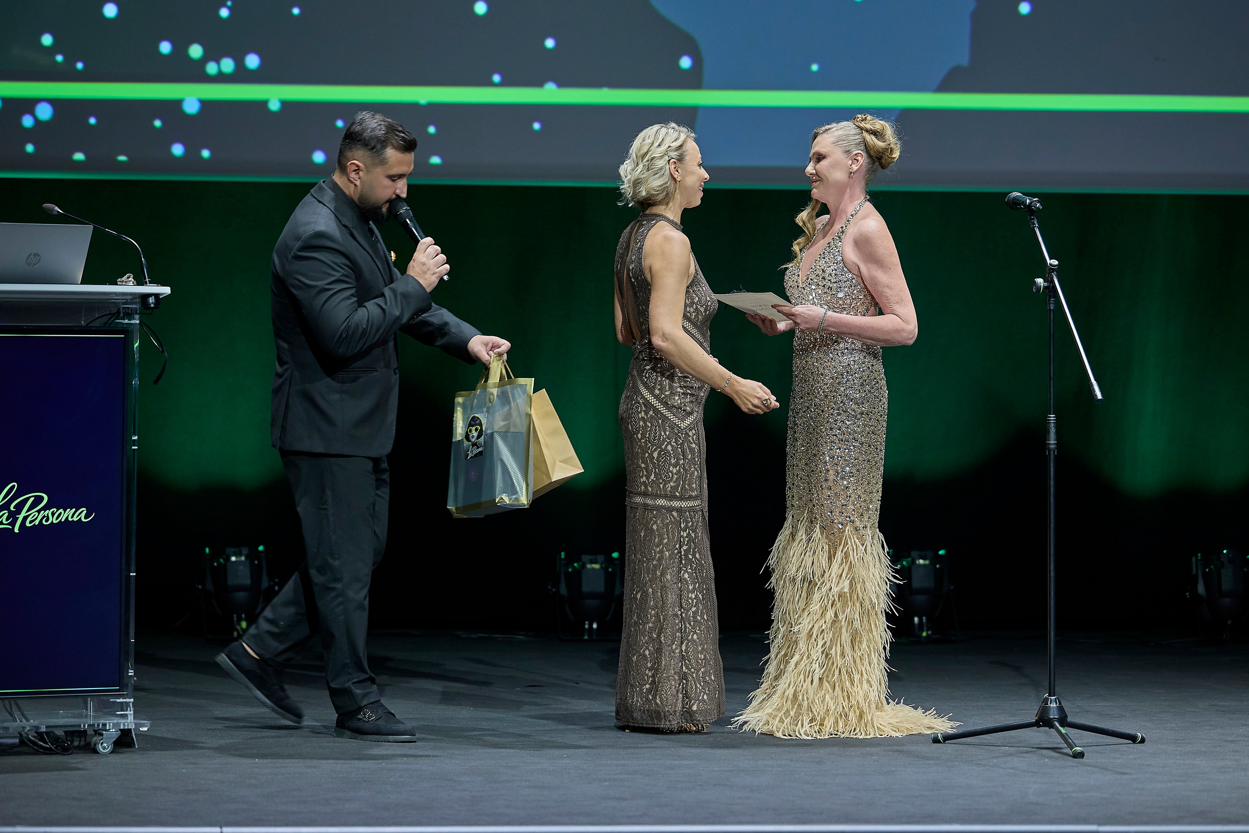 La Persona Awards 2026. Fotógrafa, videógrafa y piloto de dron en Valencia, España - Anna Baranova