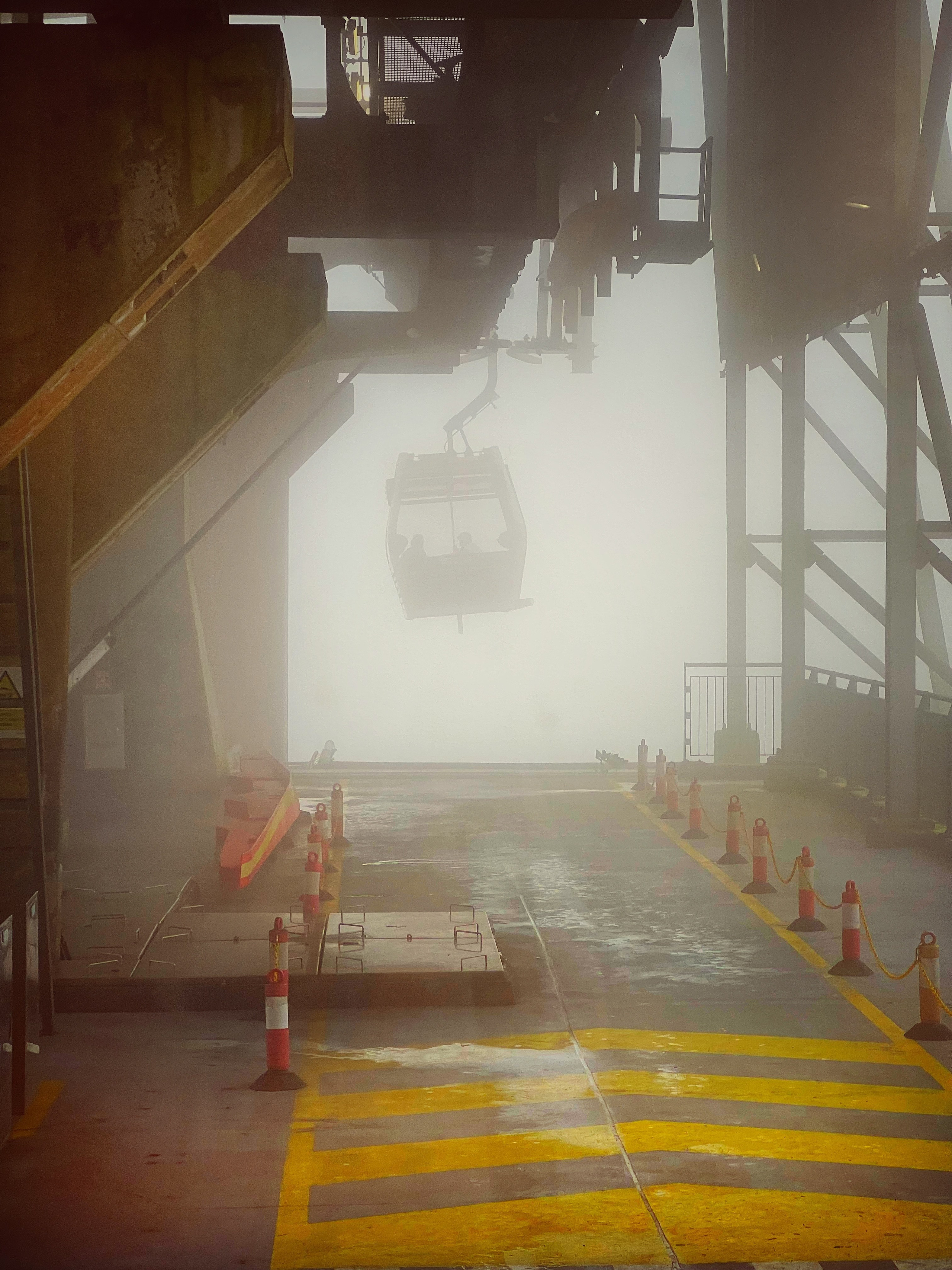 Снято на телефон. Фотография, ретушь, сканирование, восстановление старых фото, интерьерная съёмка, студия. Данилов Александр, Москва