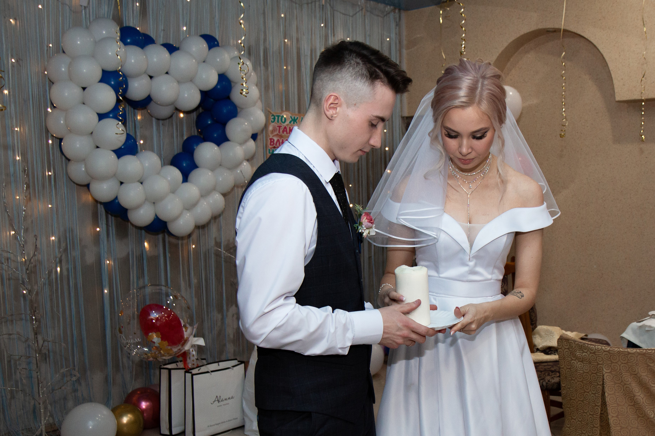 Свадебная фотосессия в Шелехове. Фотограф в Шелехове, лучшие выпускные альбомы в Шелехове