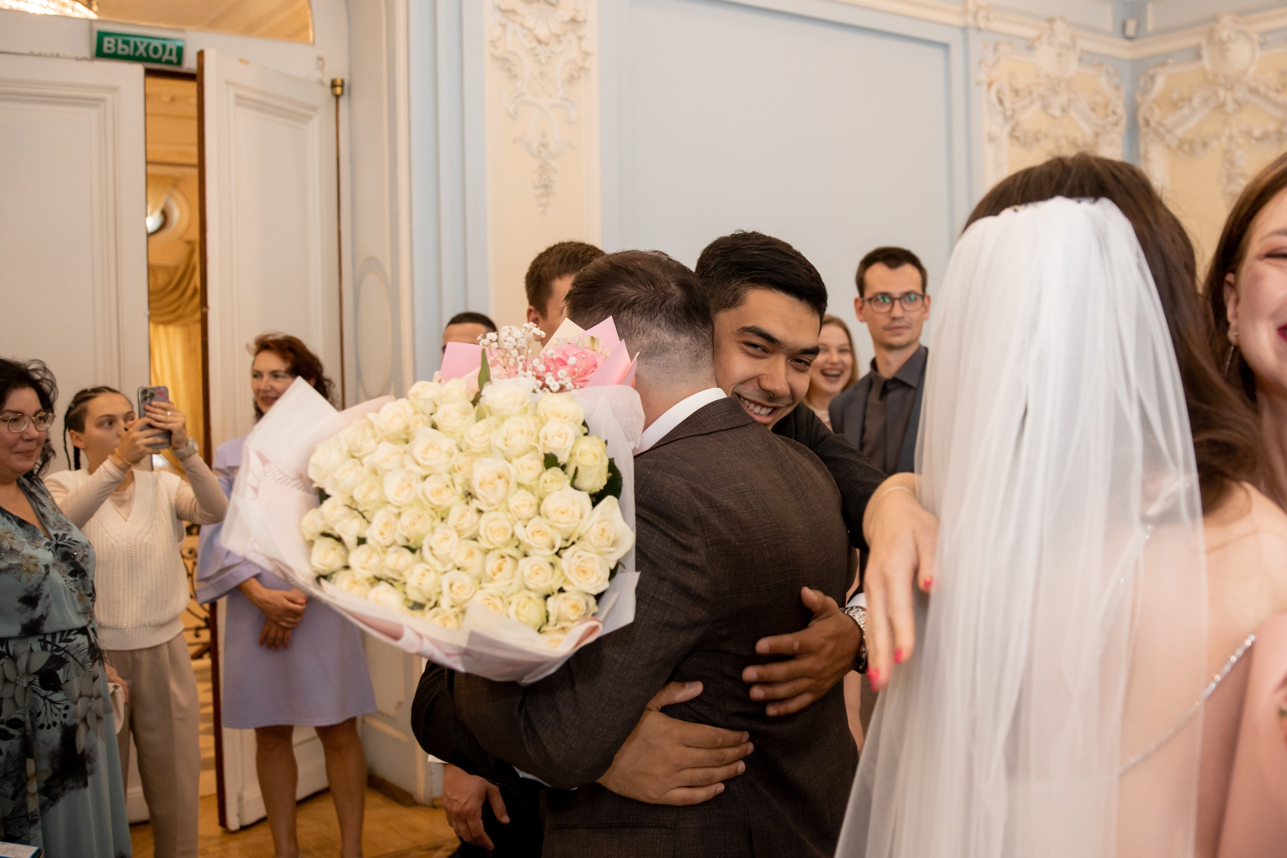 Анна и Александр / Прогулка + ЗАГС. Свадебный и семейный фотограф в Москве Диана Левченко