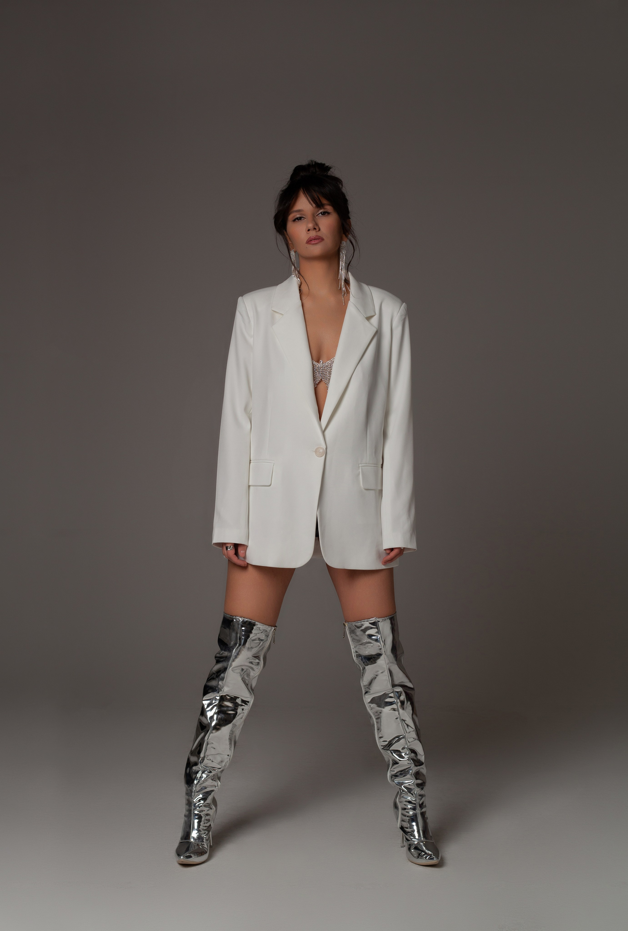 Ольга (образ в белом пиджаке). Фотограф Москва Дарья Дорожинская